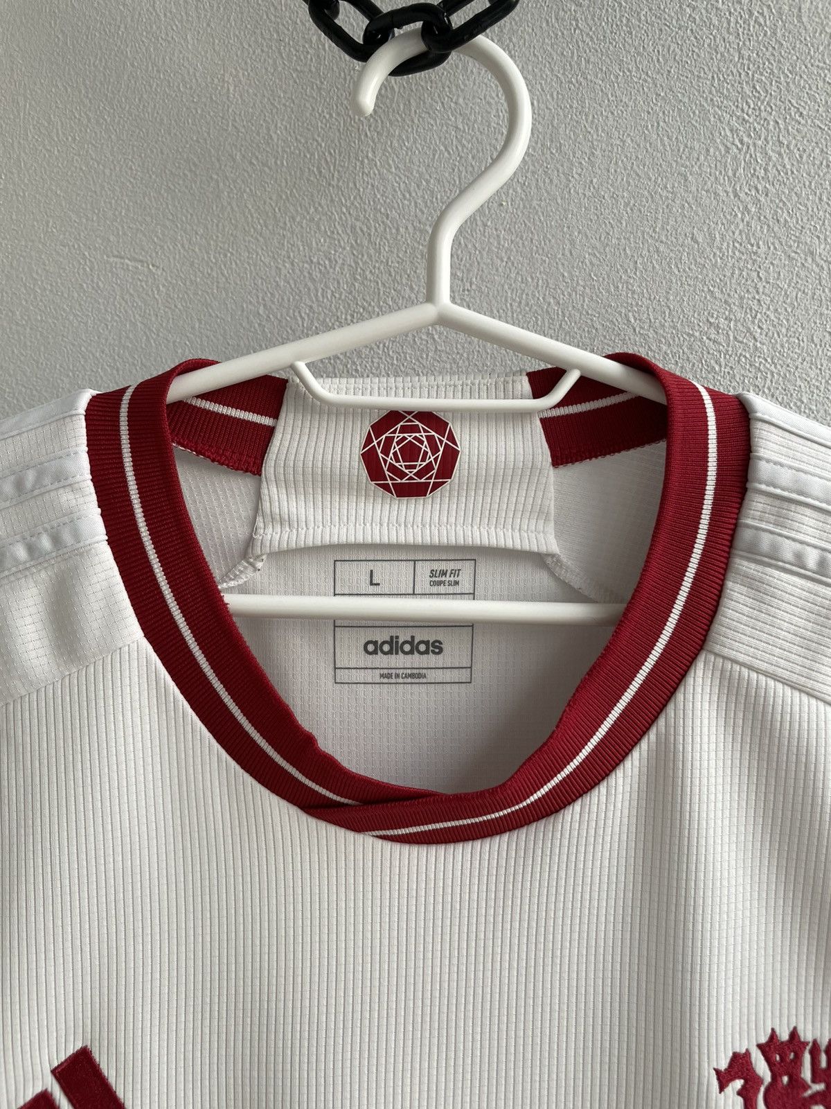 Other MANCHESTER UNITED 2023 2024 SOCCER FOOTBALL SHIRT 29H001 Size US L / EU 52-54 / 3 - 5 Thumbnail