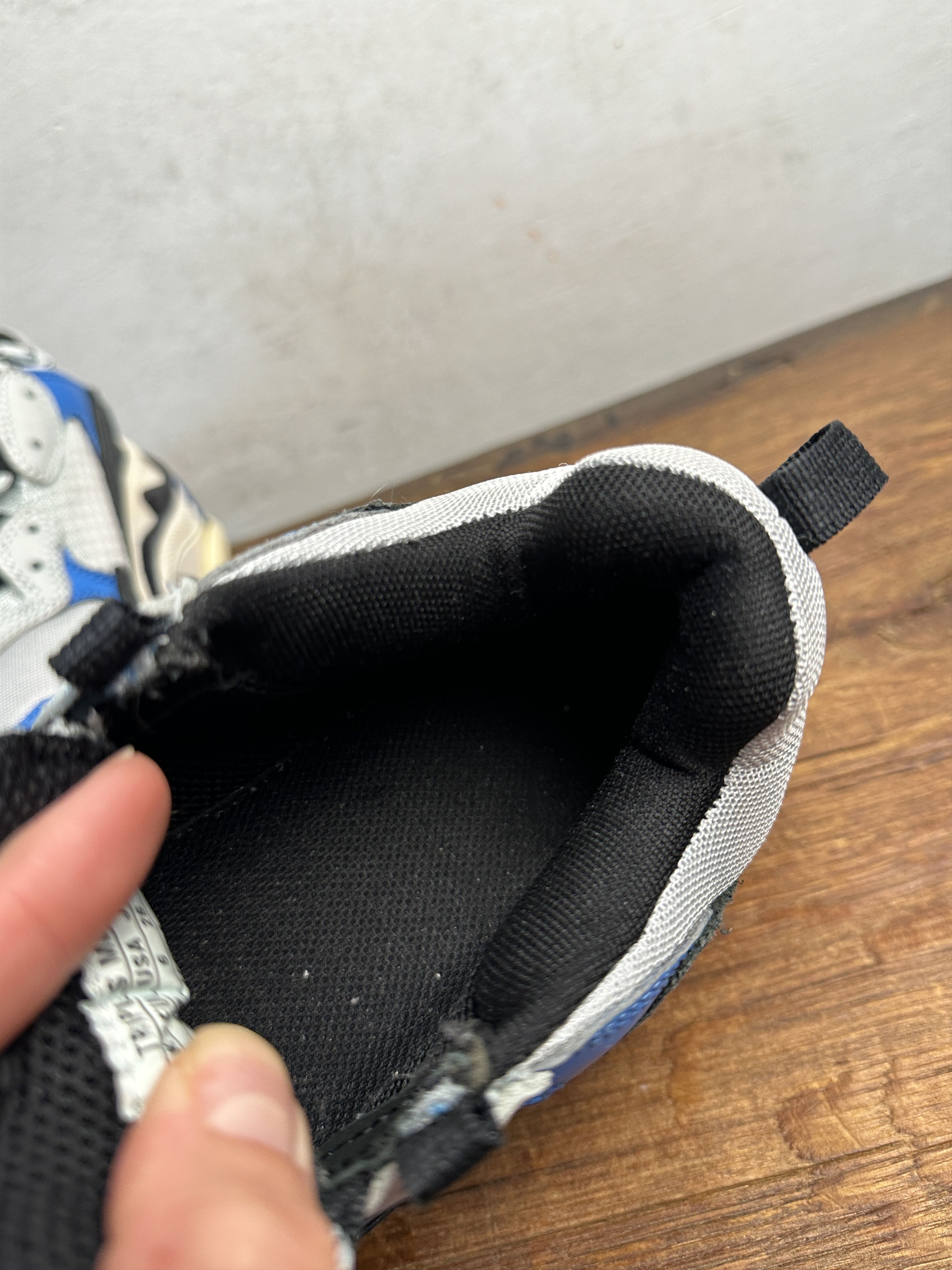 Balenciaga Balenciaga Triple S Black Blue Size US 9 / IT 39 - 11 Thumbnail