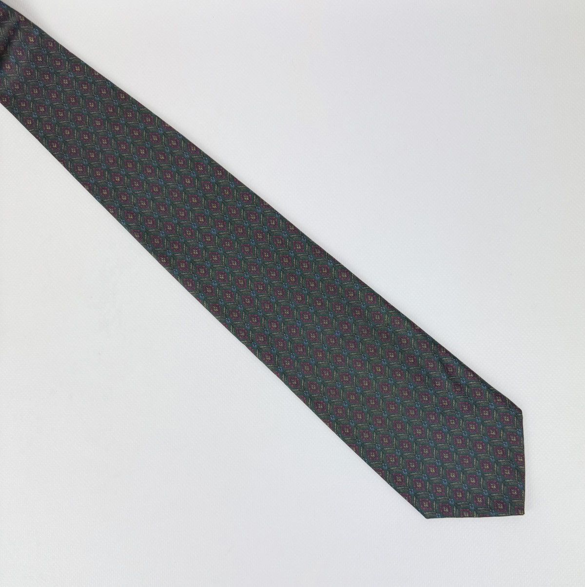Pierre Balmain Pierre Balmain Paris 100% silk Tie Necktie Men Top Luxury Size ONE SIZE - 6 Thumbnail
