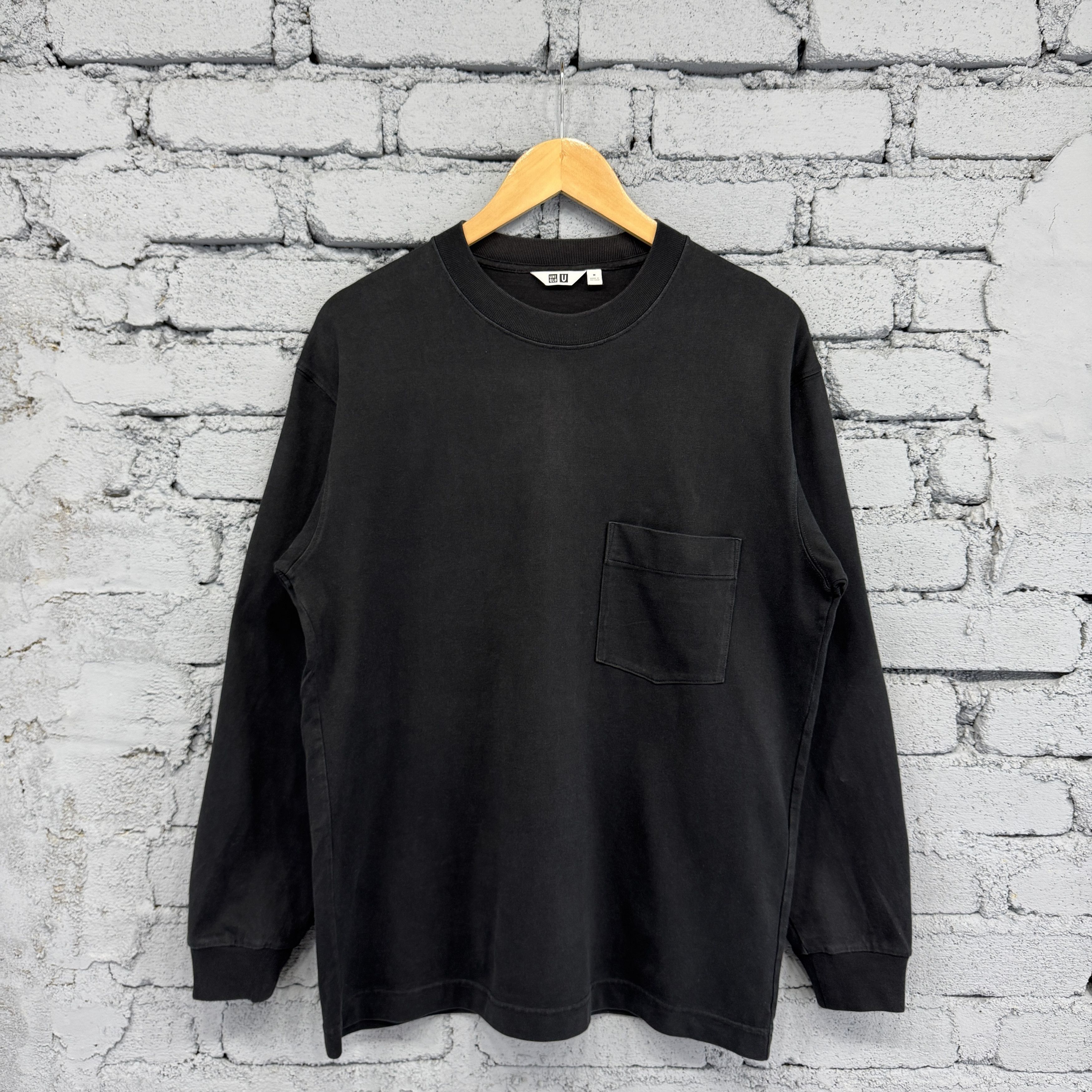 Lemaire × Uniqlo Lemaire x Uniqlo Single Pocket Long-sleeved Tshirt Size US M / EU 48-50 / 2 - 1 Thumbnail