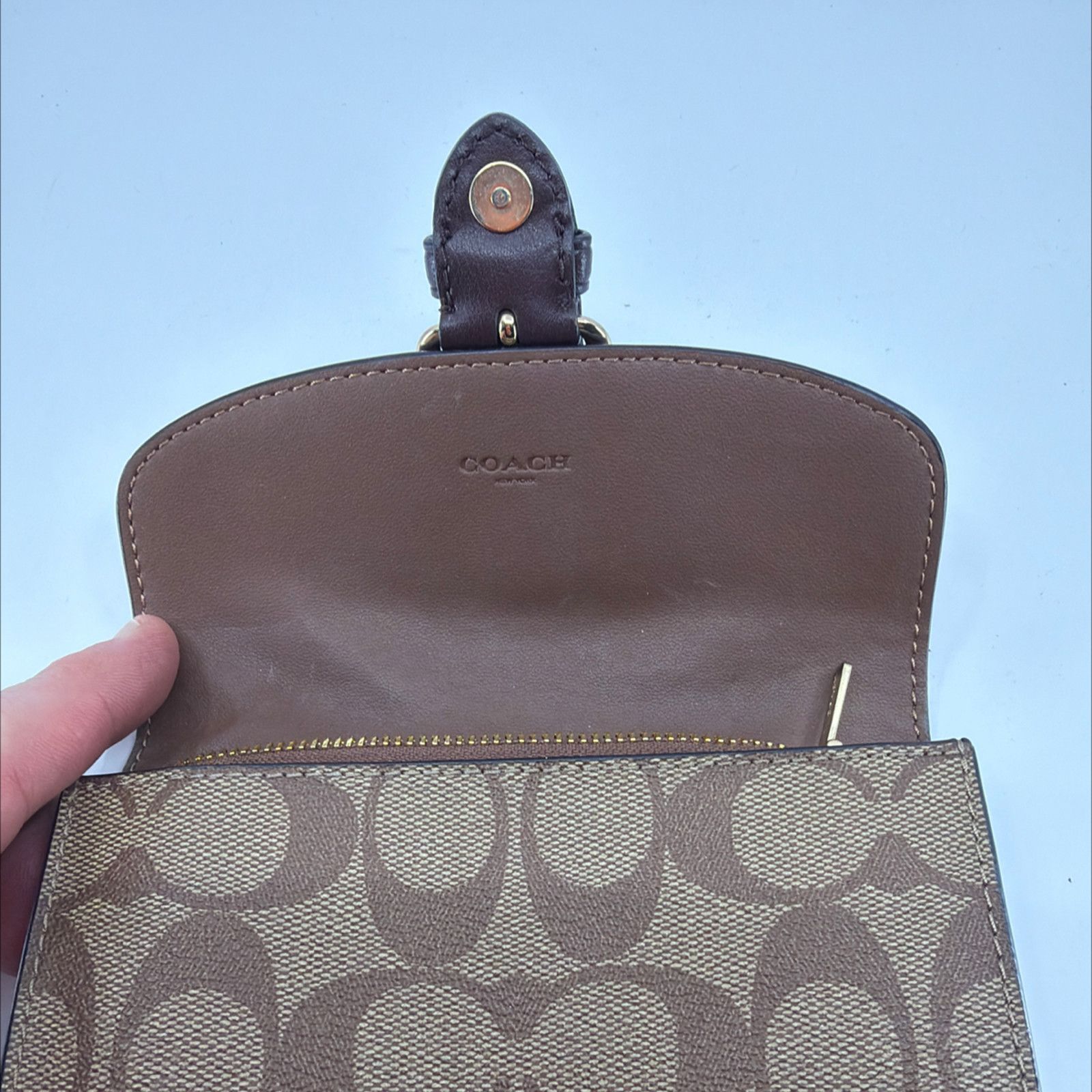 Coach Coach Buckle Small Wallet Brown Signature Canvas Size ONE SIZE - 4 Thumbnail