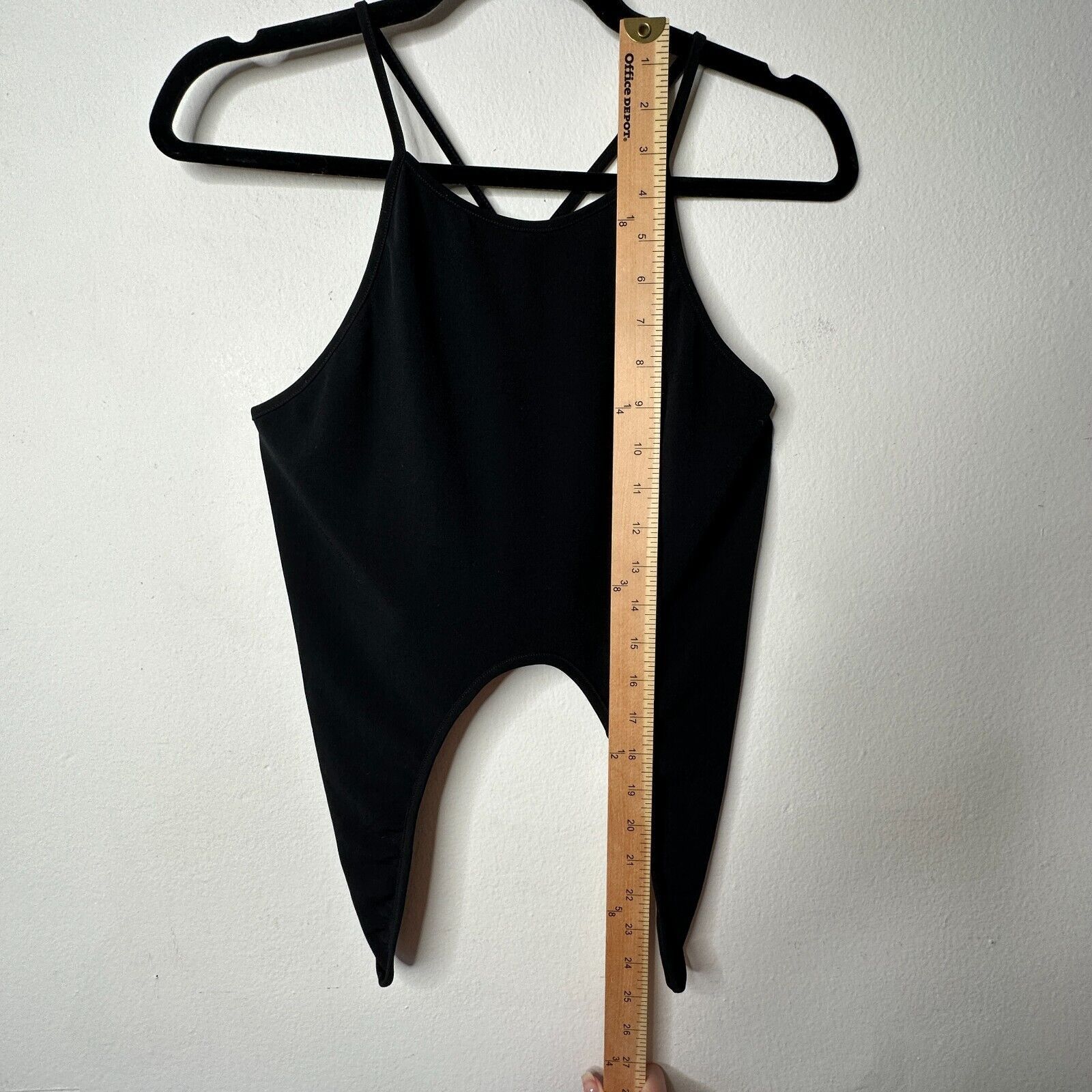 Other NWT Motel Black Spaghetti Racerback Tank Top Crop Cut Out S Size S / US 4 / IT 40 - 4 Thumbnail