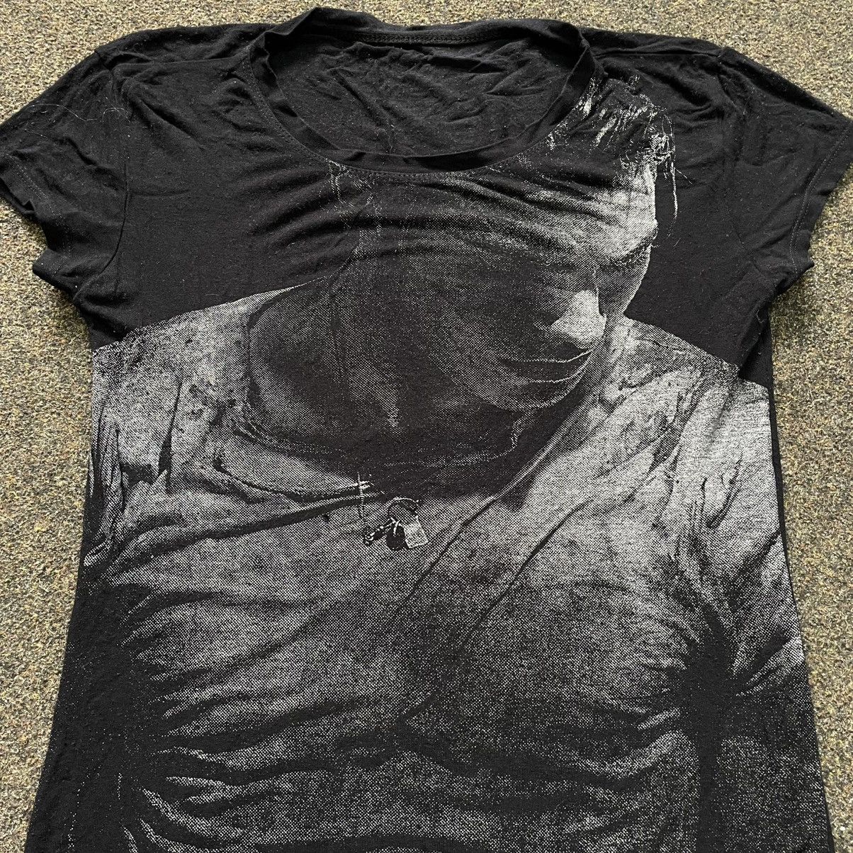 Vintage Vintage 90s Abstract Graphic Tee Y2K Grunge Streetwear S Size S / US 4 / IT 40 - 2 Thumbnail