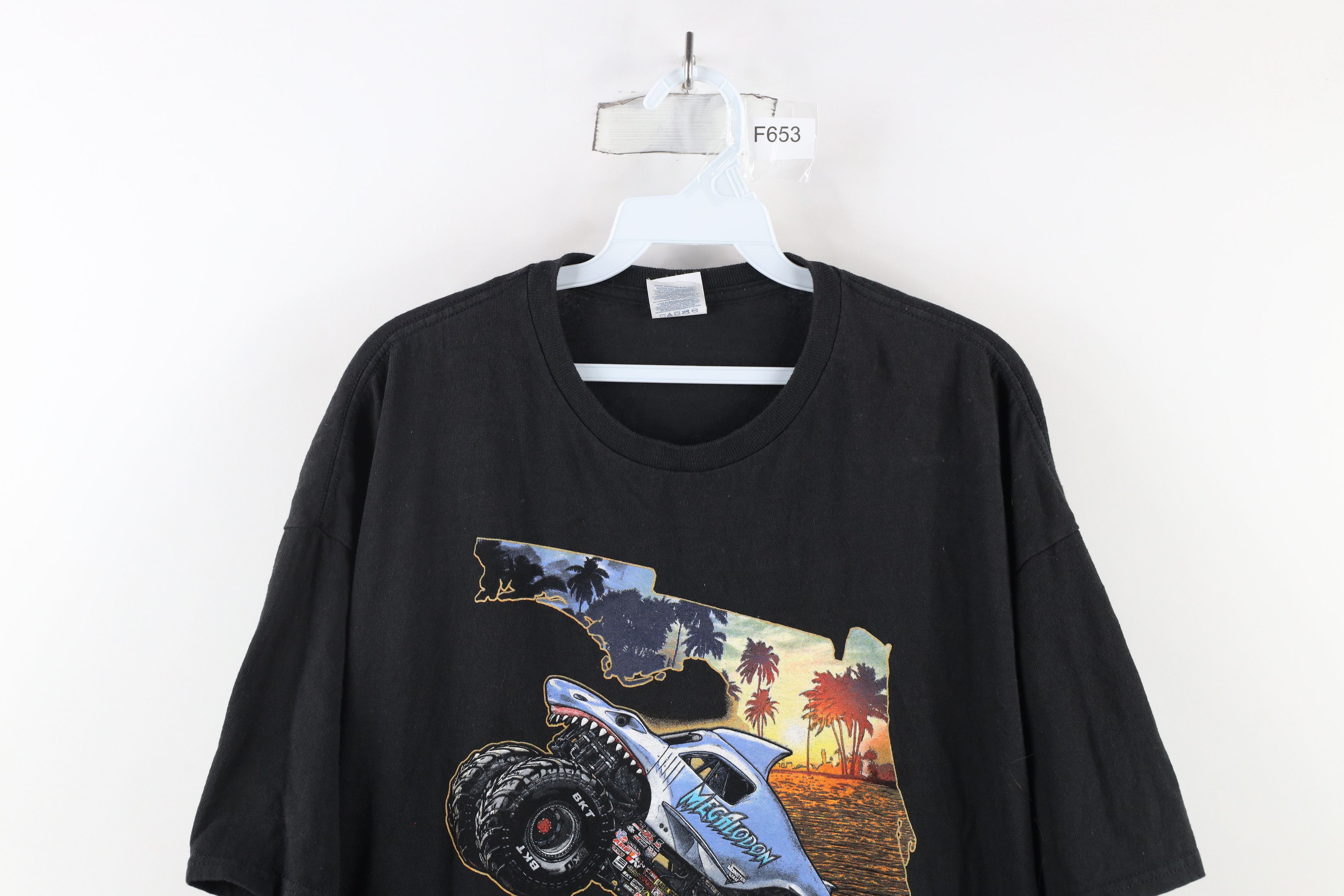 Vintage Y2K Streetwear World Finals Megalodon Monster Truck T-Shirt Size US XXL / EU 58 / 5 - 2 Thumbnail