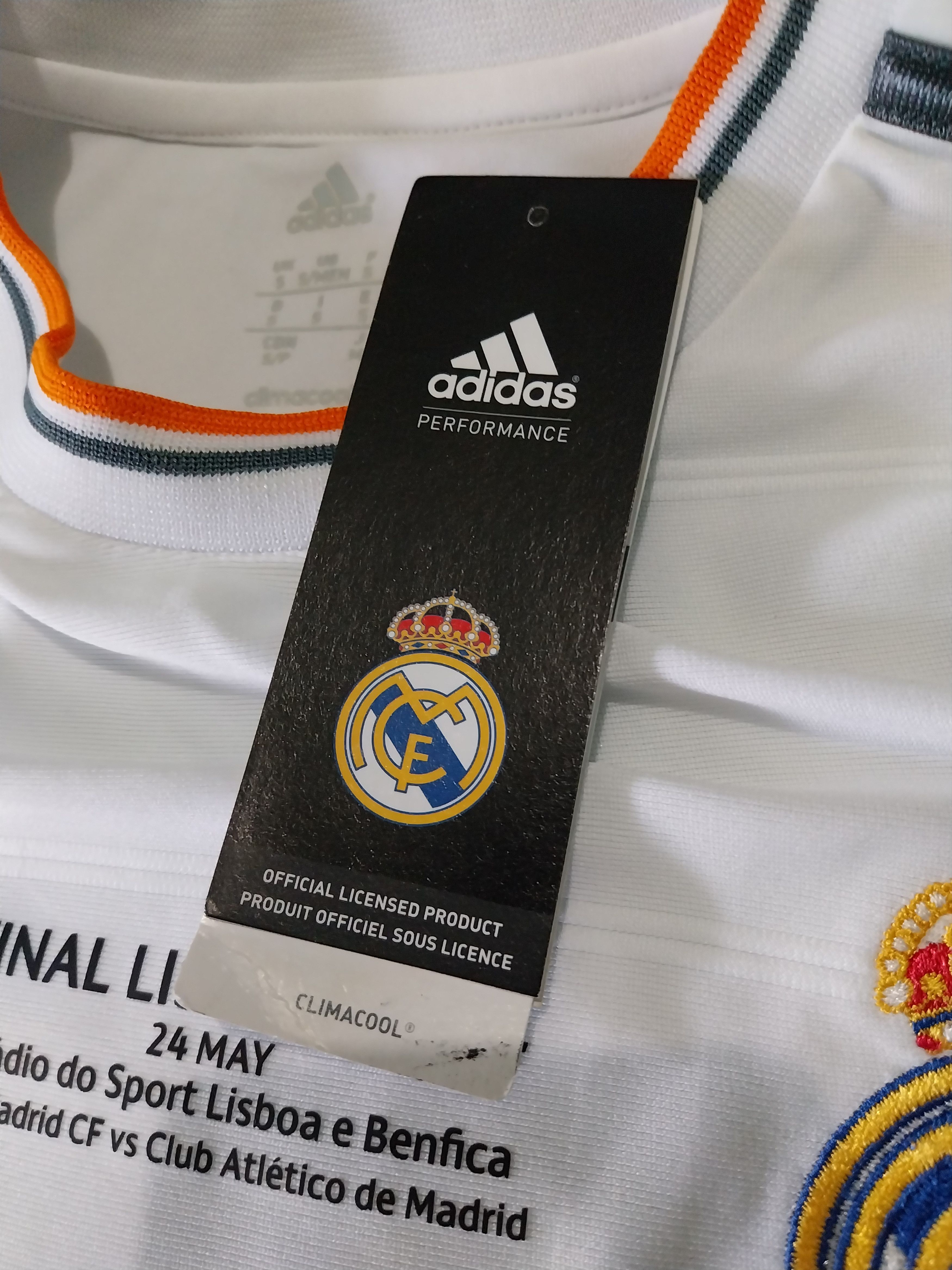 Adidas Real madrid home 2013/2014 cristiano ronaldo jersey football Size US S / EU 44-46 / 1 - 7 Thumbnail