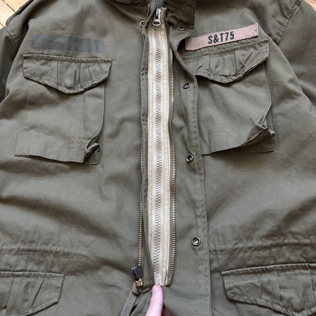 20471120 × Le Grande Bleu (L.G.B.) Rare Avant-Garde Vintage Military M-65 Jacket Taxi Driver Size US XL / EU 56 / 4 - 2 Thumbnail