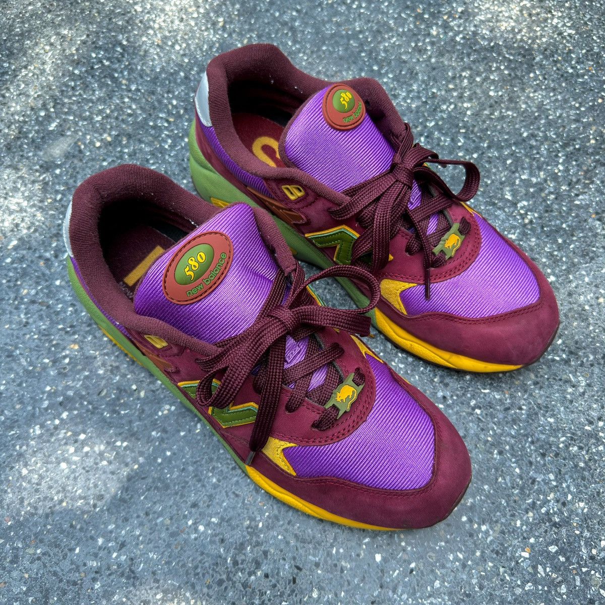 New Balance × Stray Rats New Balance 580 x Stray Rats Maroon Purple Size US 9 / EU 42 - 2 Thumbnail