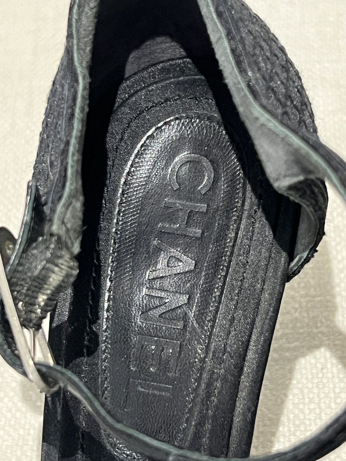 Chanel Chanel Vintage Black Satin Quilted CC Logo Heels Size US 4.5 / IT 34.5 - 6 Thumbnail