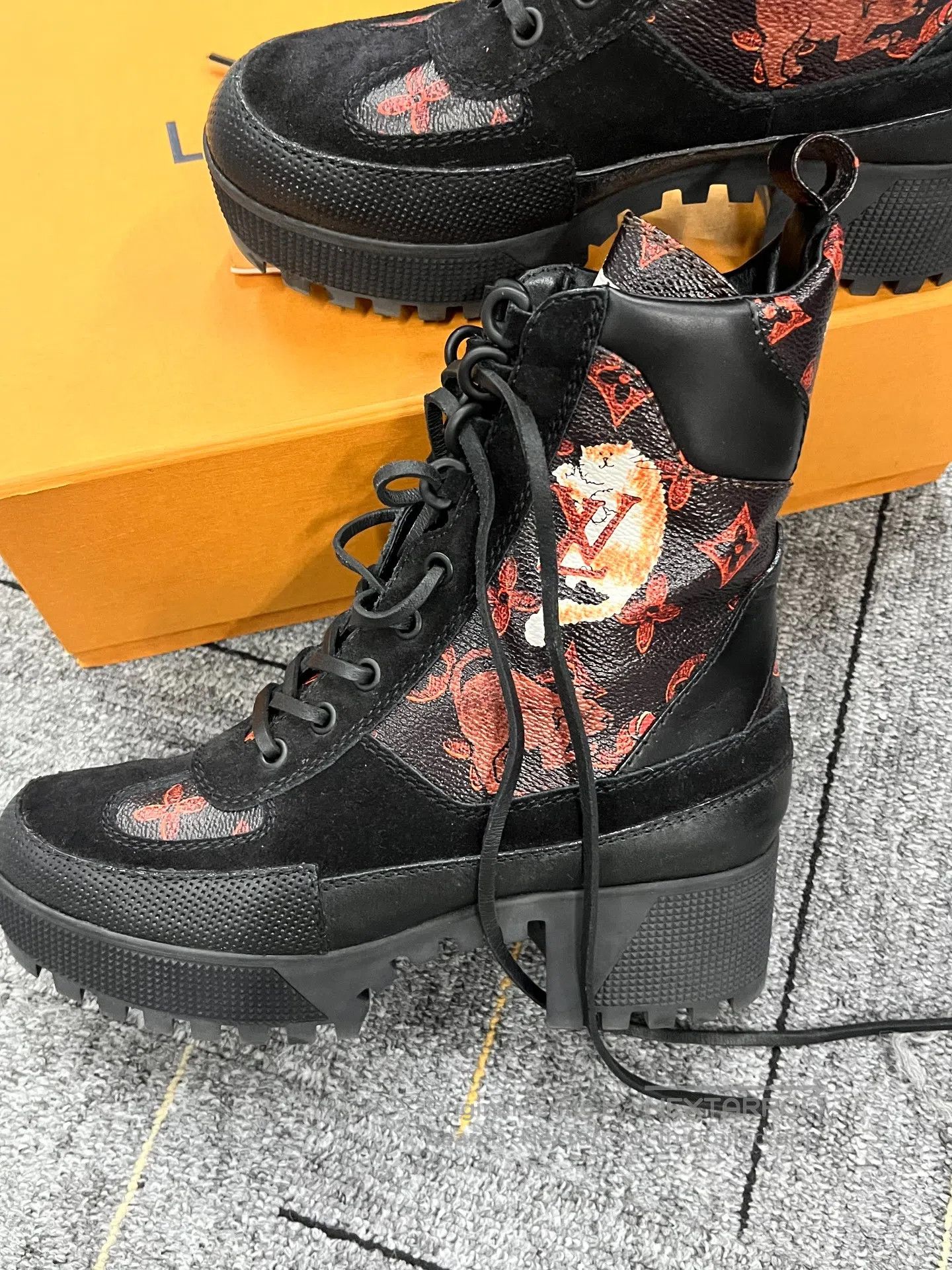Louis Vuitton Louis Vuitton Black and Red Animal Print Series| Size US 4.5 / IT 34.5 - 2 Thumbnail