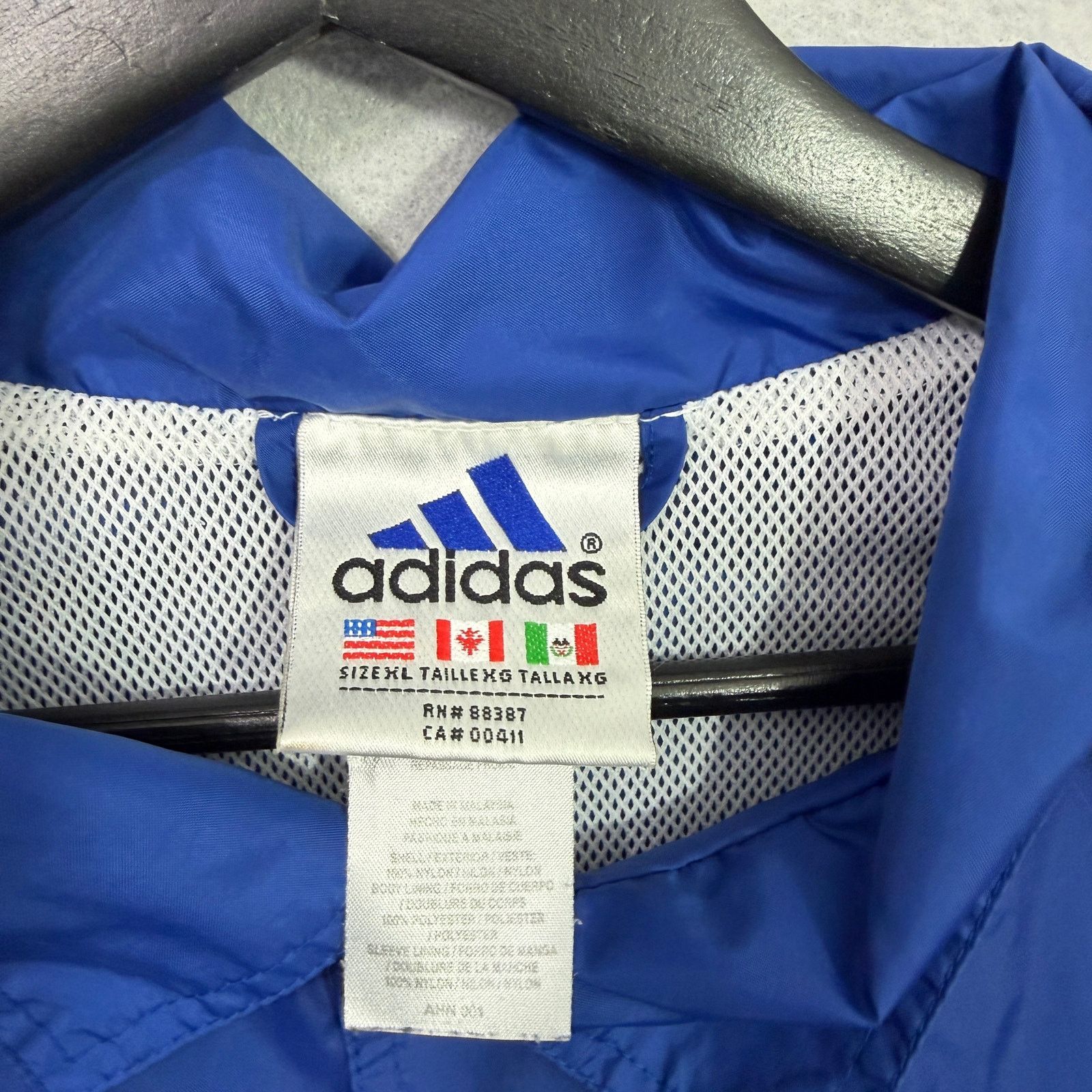 Adidas Vintage Adidas Windbreaker Jacket Extra Large Coaches 90s Size US XL / EU 56 / 4 - 4 Thumbnail