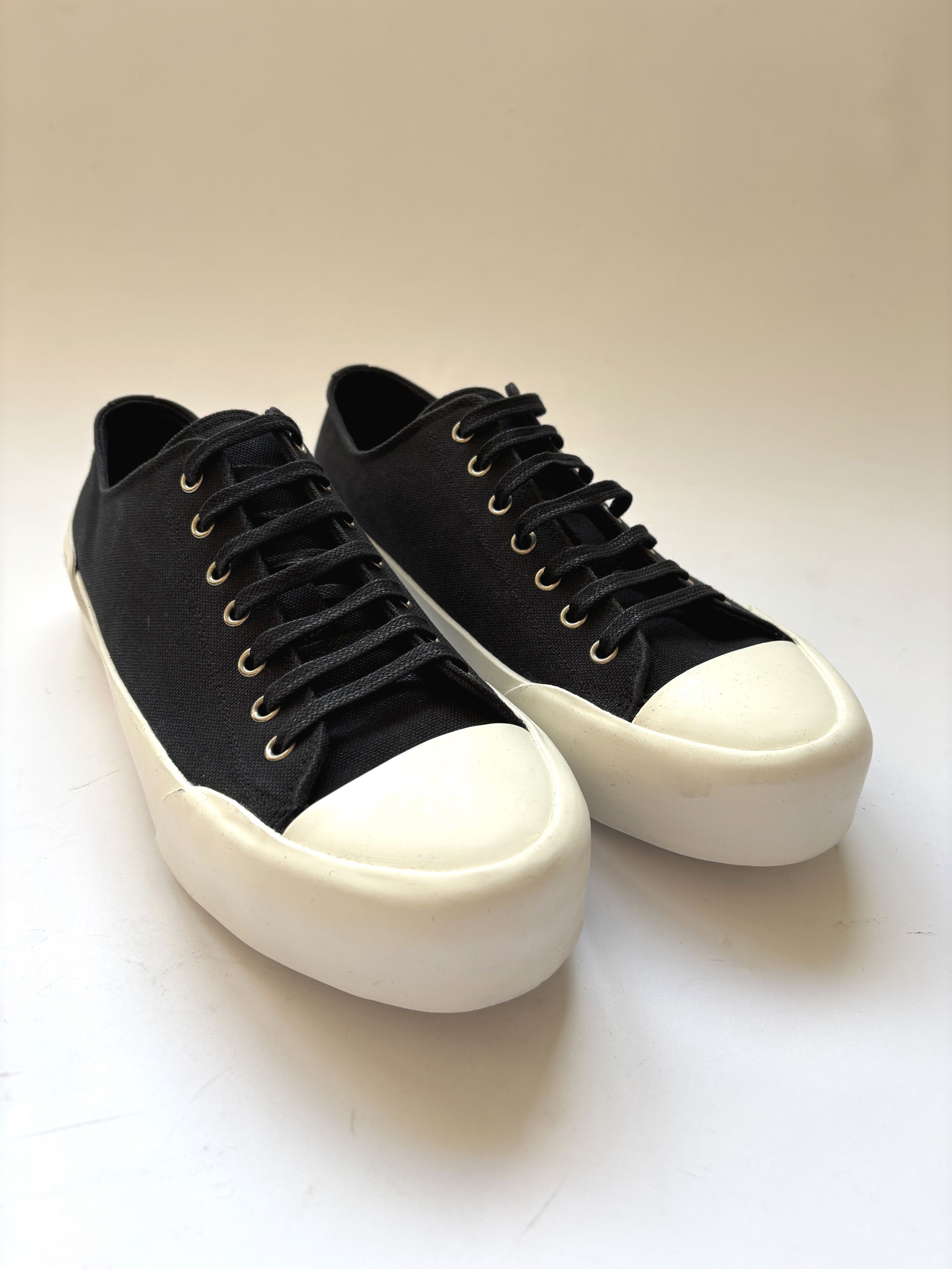 Jil Sander ⚡️QUICK SALE⚡️Jil Sander Black Low Top Sneakers Size US 11 / EU 44 - 2 Thumbnail