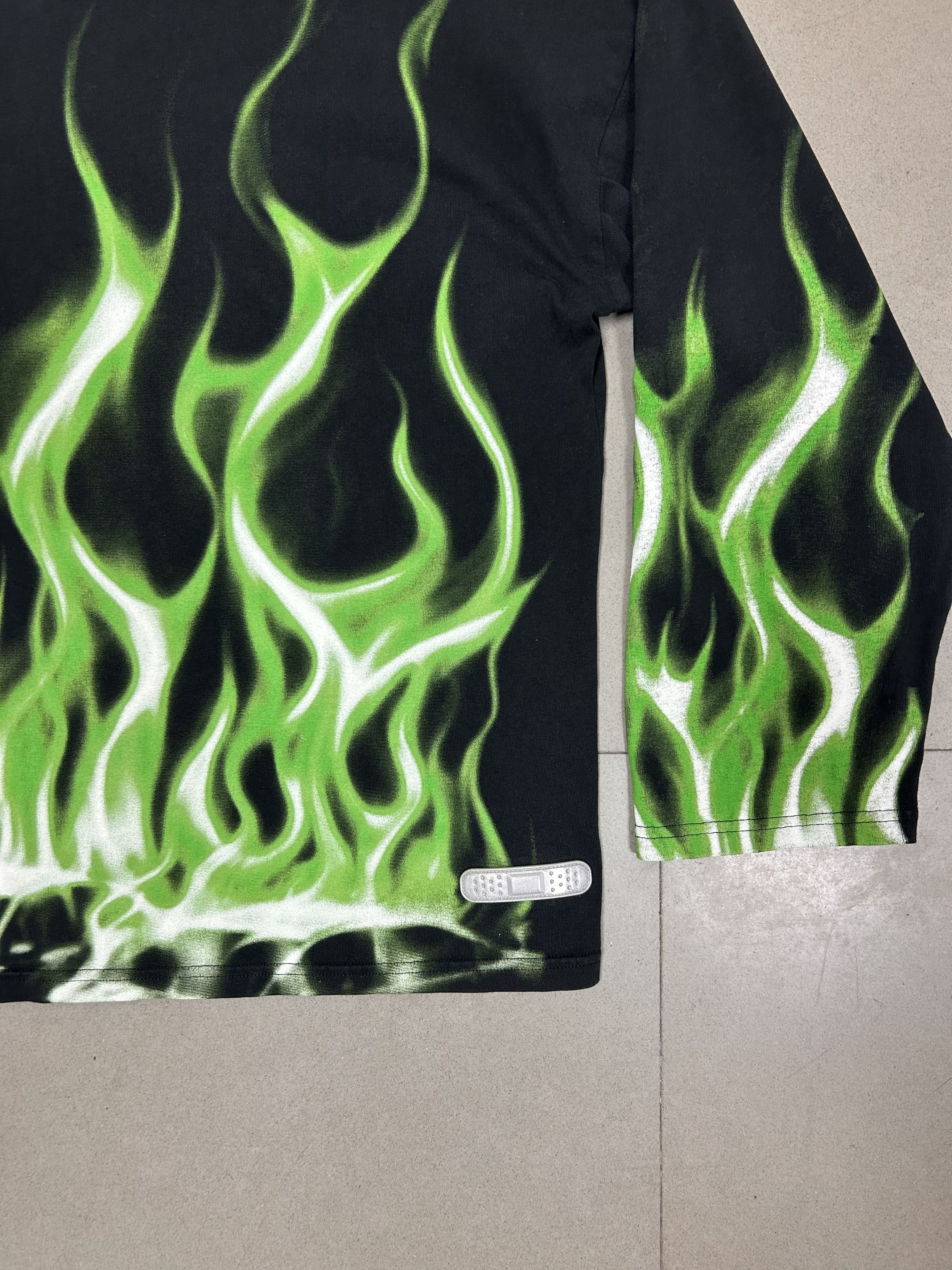 PDF La Flame Longsleeve Size US L / EU 52-54 / 3 - 5 Thumbnail