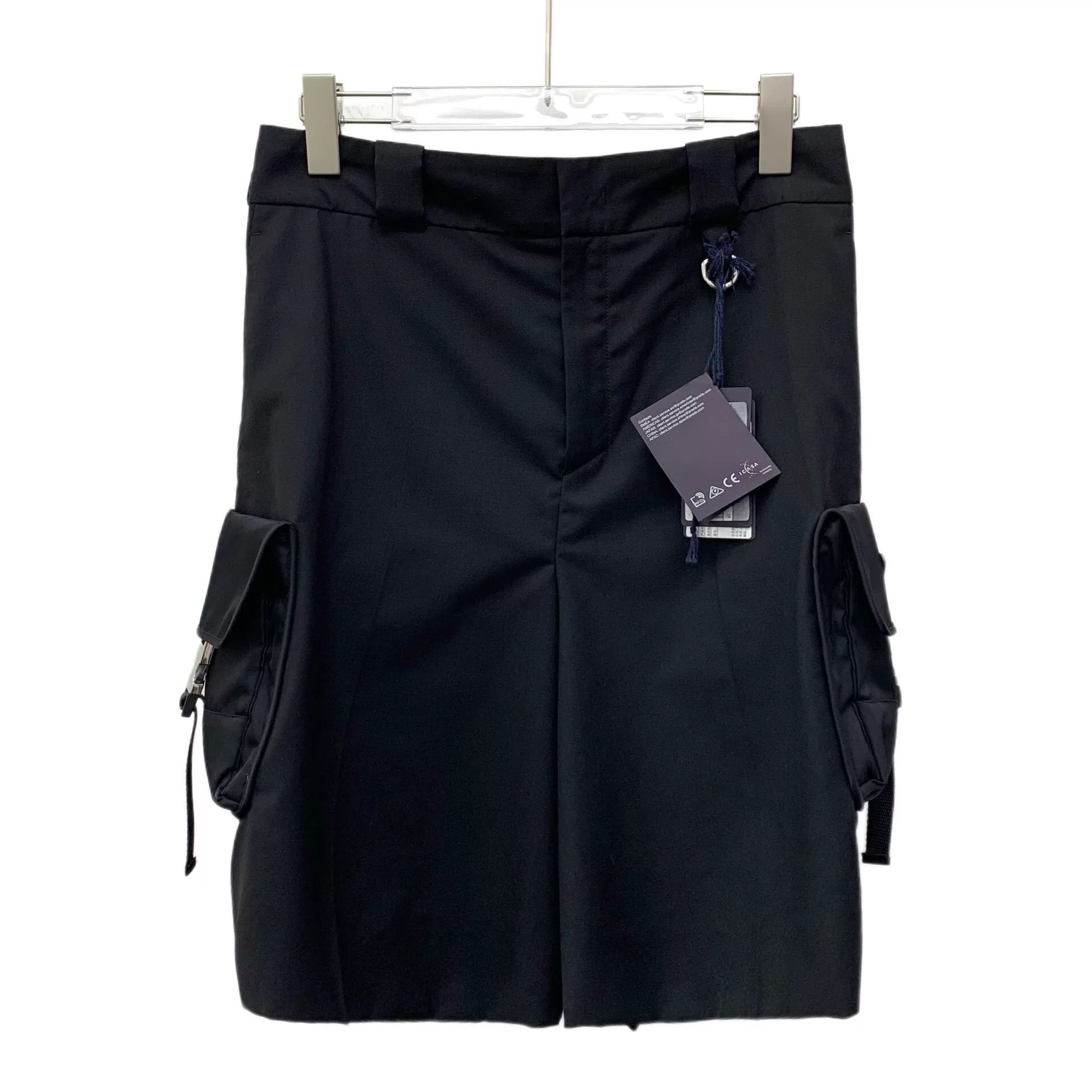 Prada Prada Wool Cargo Shorts Size IT 38 Size 26" / US 2 / IT 38 - 1 Thumbnail