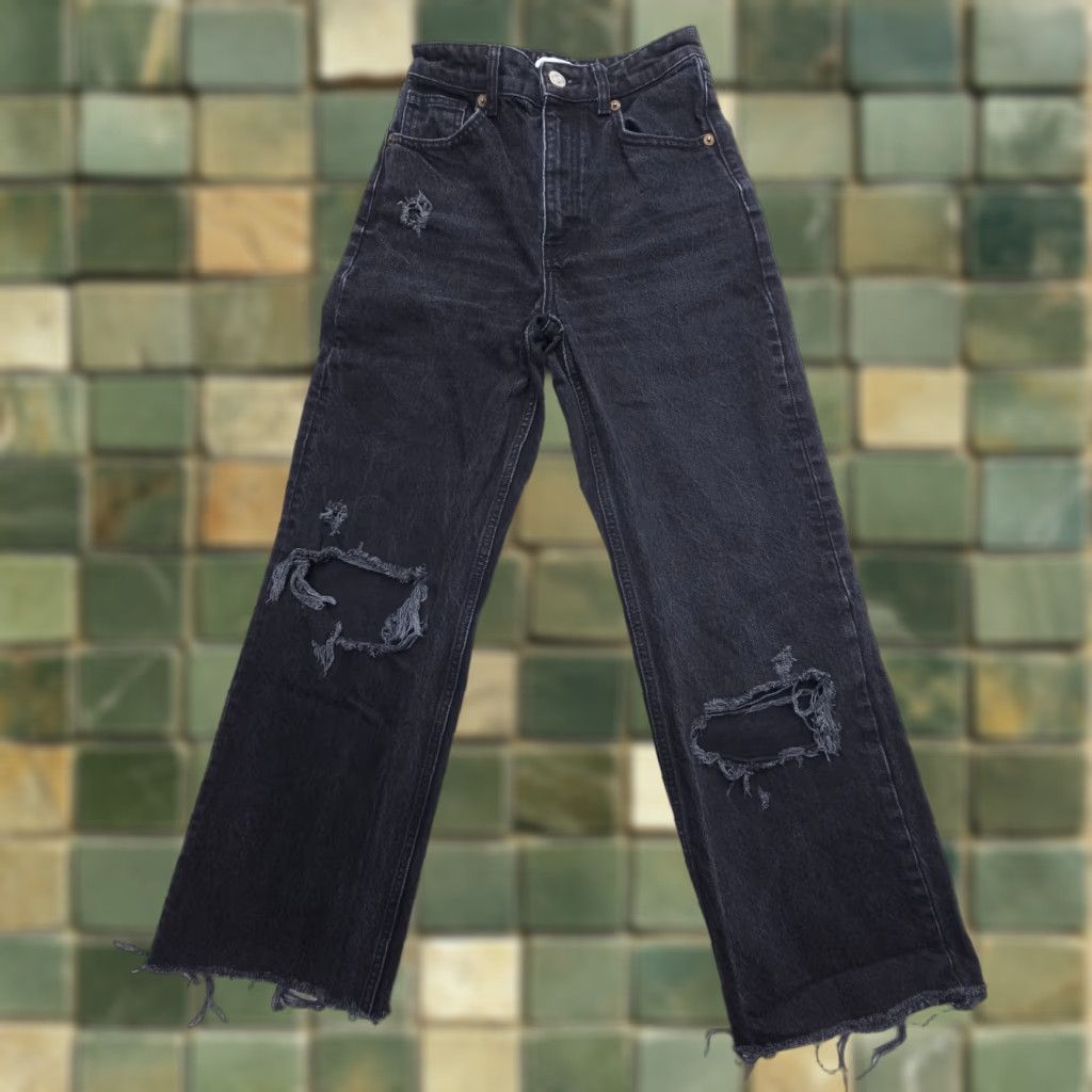 Zara Zara Jeans Womens 2 Black Distressed High Rise 5-Pocket Grunge American Size 26" / US 2 / IT 38 - 1 Thumbnail