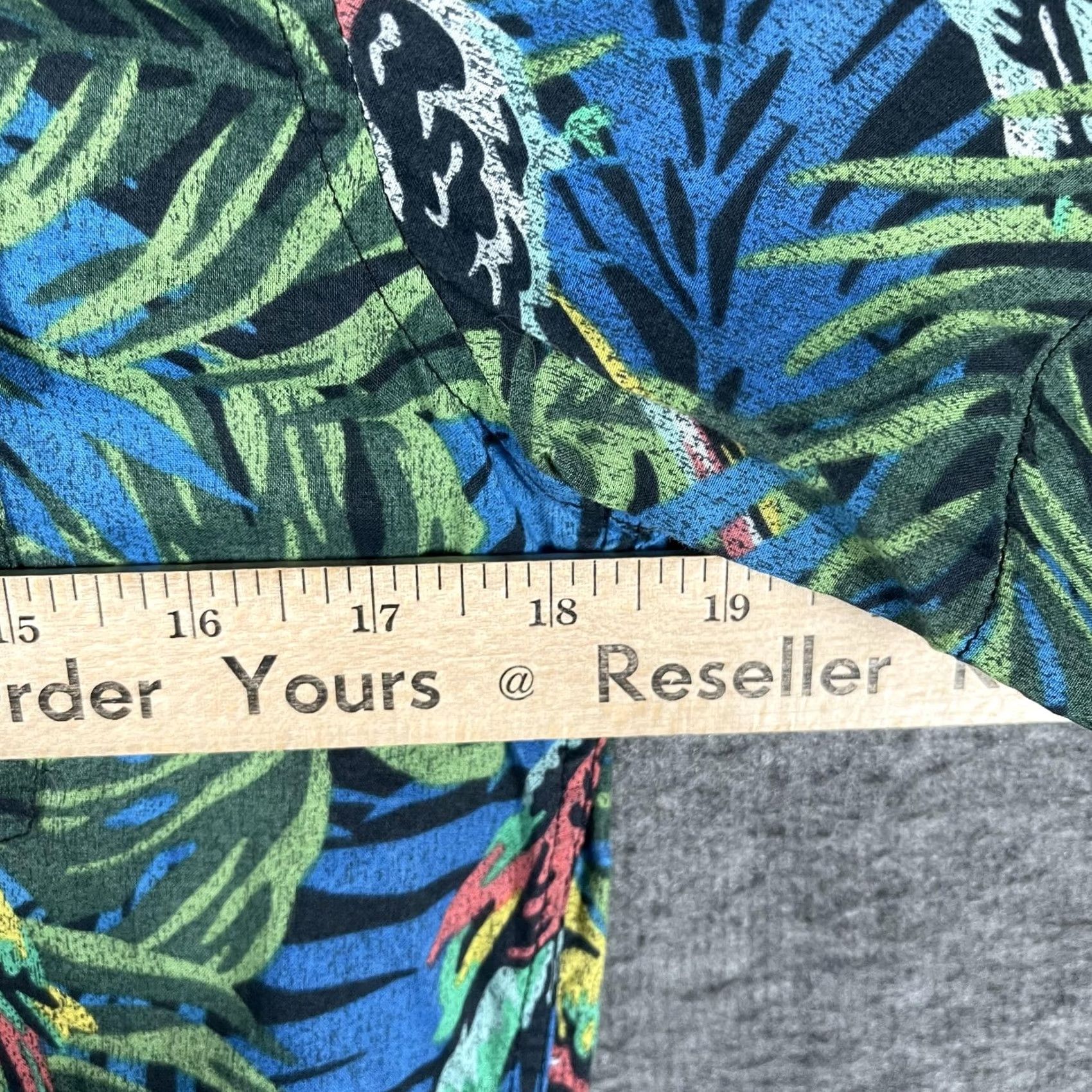 American Eagle Outfitters American Eagle Outfitters Shirt XS Green Hawaiian Parrot Button Down Mens Size US XS / EU 42 / 0 - 4 Thumbnail