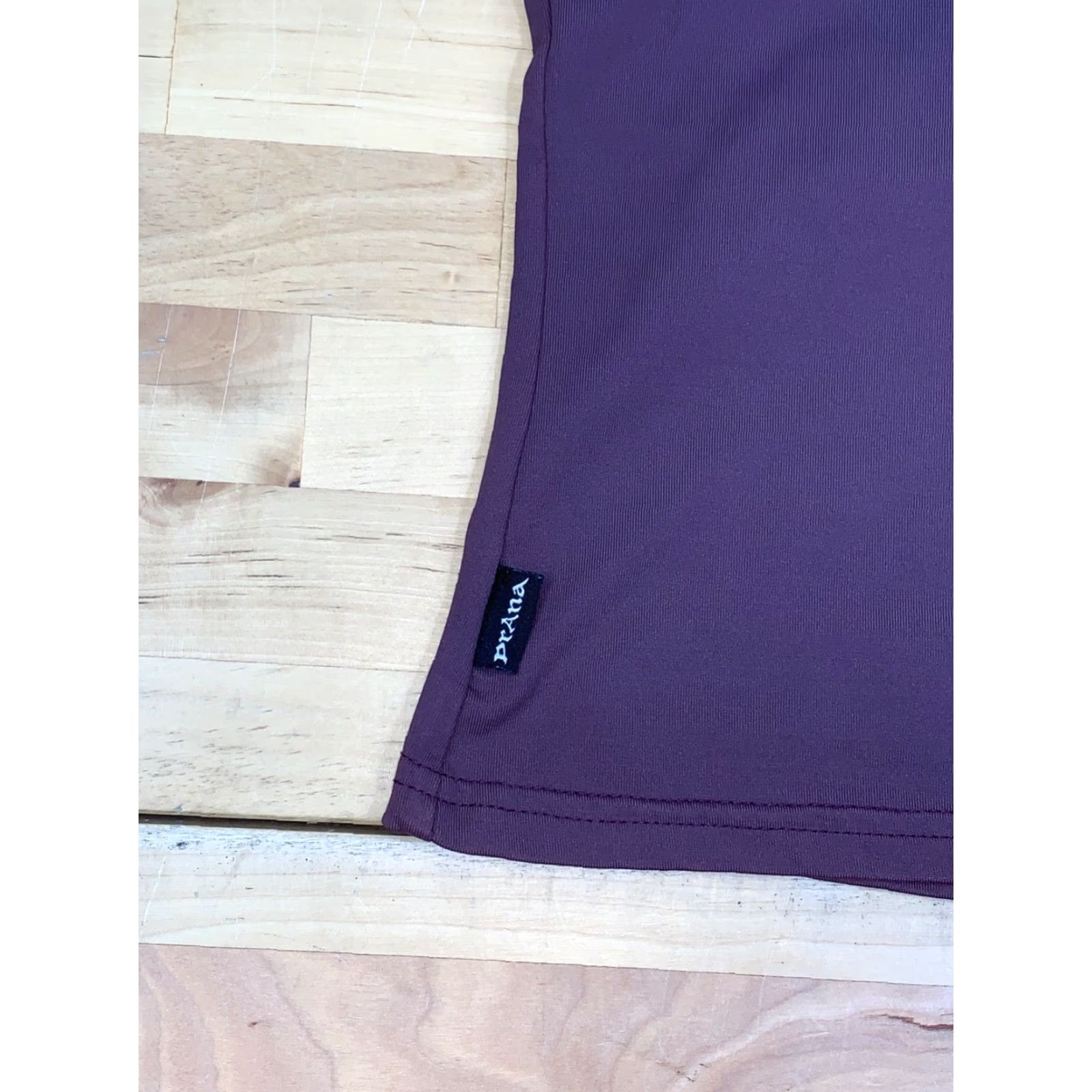 Prana prAna Racerback Tank Womens S Purple Activewear Stretch Slim Pullover Athletic Back 11964 Size S / US 4 / IT 40 - 6 Thumbnail