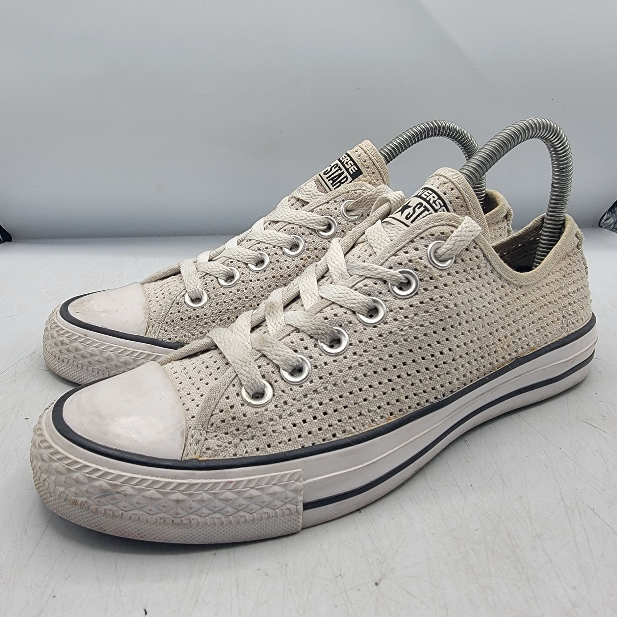 Converse Converse Chuck Taylor All Star Low Top Perforated Womens Siz Size US 7.5 / IT 37.5 - 4 Thumbnail