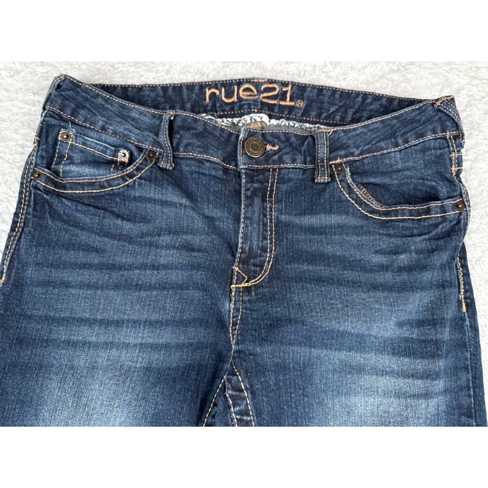 Vintage Rue21 Jeans Juniors 9 Blue Mid Rise Bootcut Dark Wash Embroidered Cotton 30x31 Womens Size 30" / US 8 / IT 44 - 4 Thumbnail