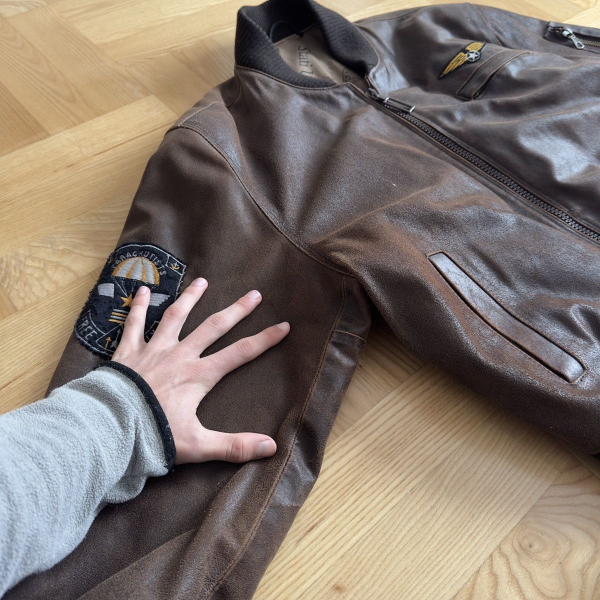 Avirex Vintage 80-90s B-3 Aviator Flight Leather Bomber Jacket Size US L / EU 52-54 / 3 - 11 Thumbnail