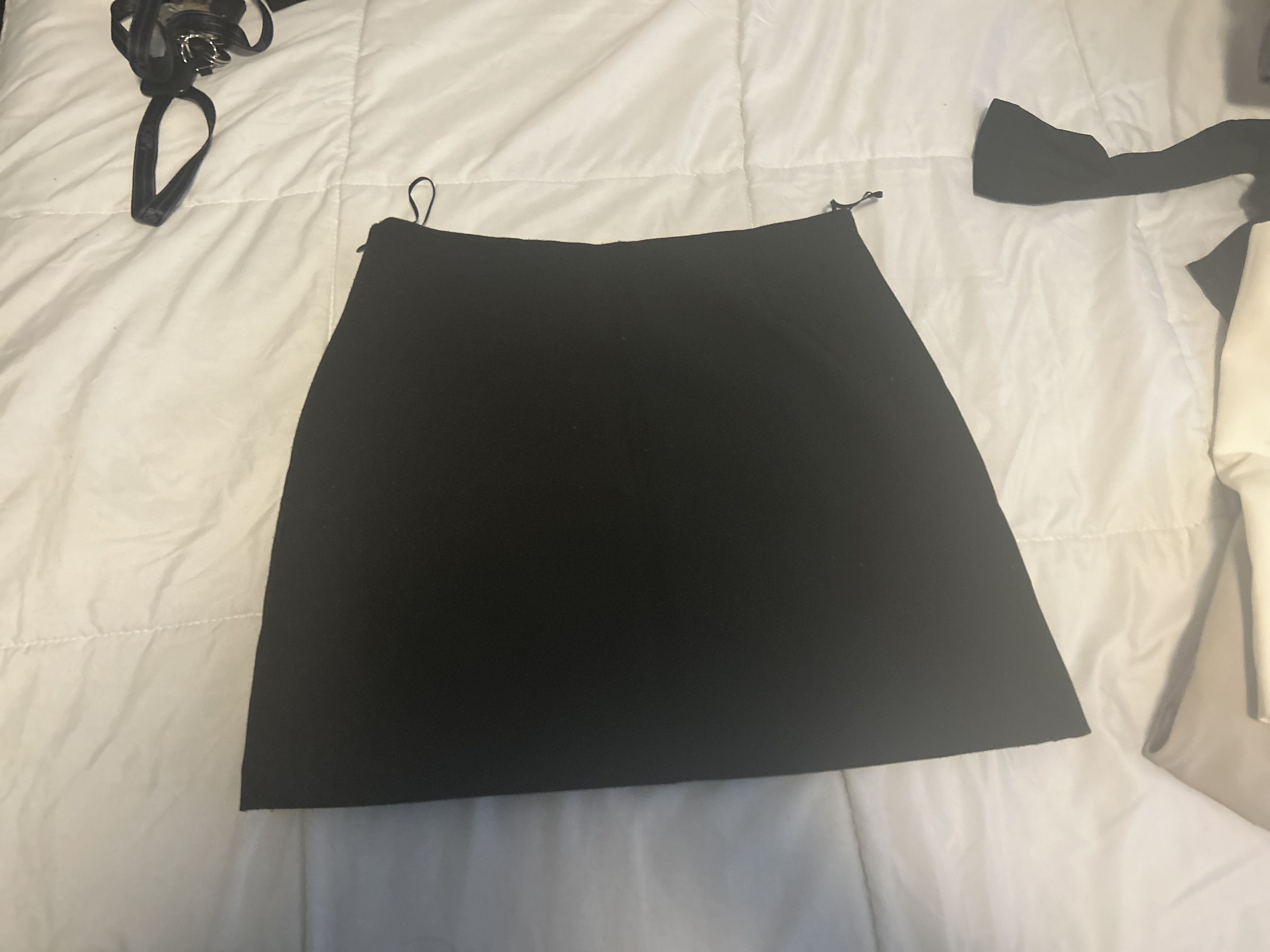 Zara Zara black Mini-skirt with slit size Size 27" / US 4 / IT 40 - 2 Thumbnail