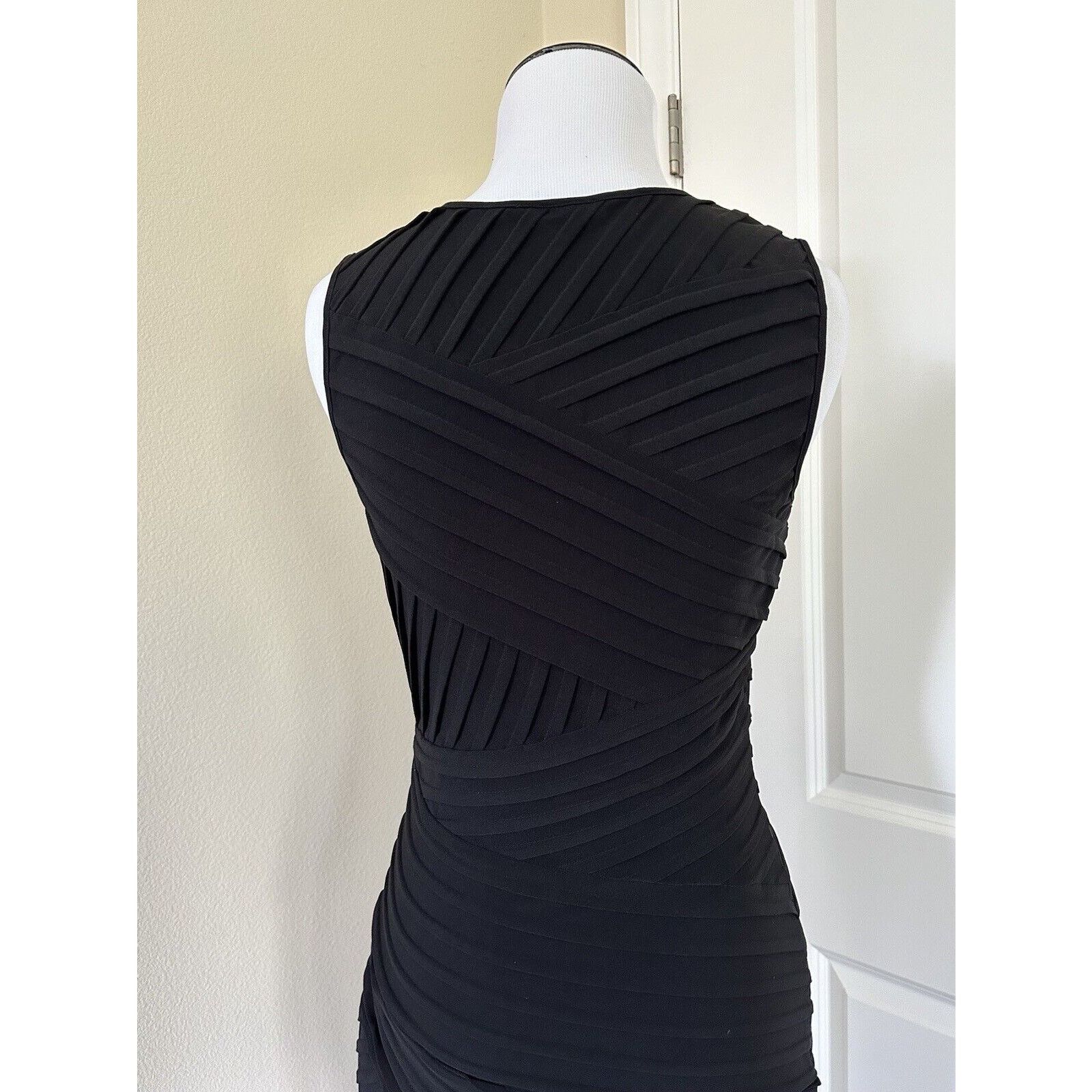 Calvin Klein Calvin Klein Black Business Cocktail Dress Size 2 Size XS / US 0-2 / IT 36-38 - 9 Thumbnail