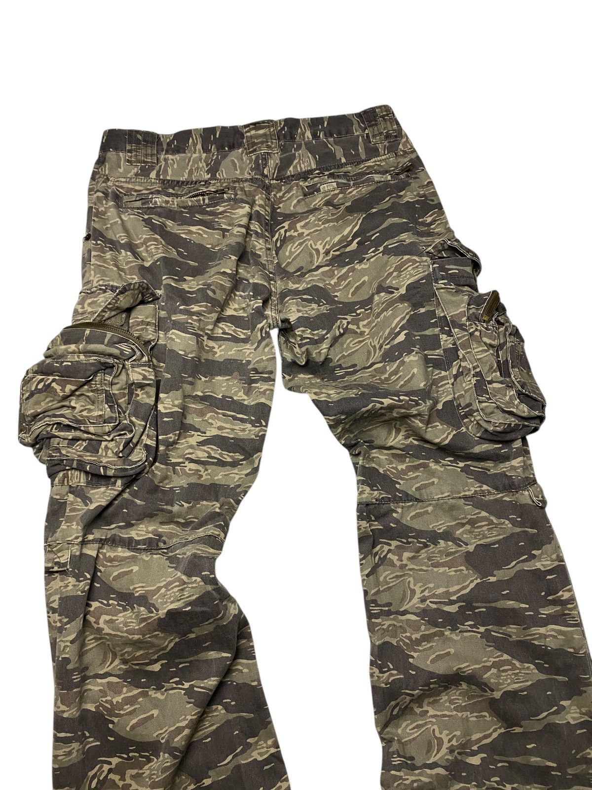 If Six Was Nine 2000's Root Three 3D Multipocket Gimmick Flared Pants Size US 29 - 12 Thumbnail