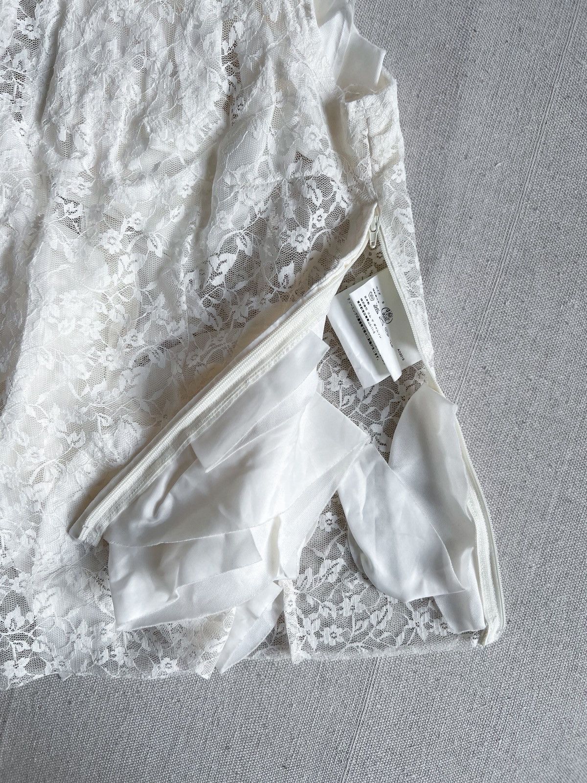 Comme des Garcons Comme des Garcons AW15 Tailored Lace Blouse Size S / US 4 / IT 40 - 11 Thumbnail