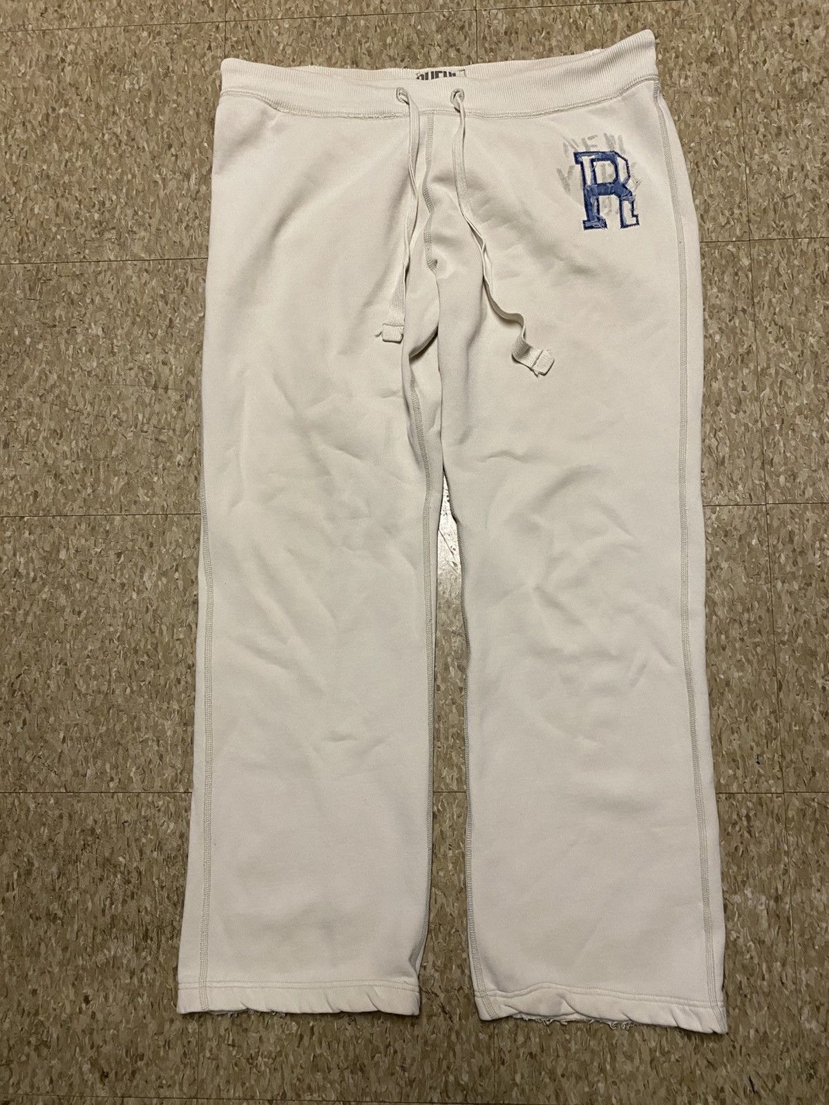 Ruehl No. 925 × Vintage 2010 Ruehl no.925 baggy sweats Size US 34 / EU 50 - 2 Thumbnail