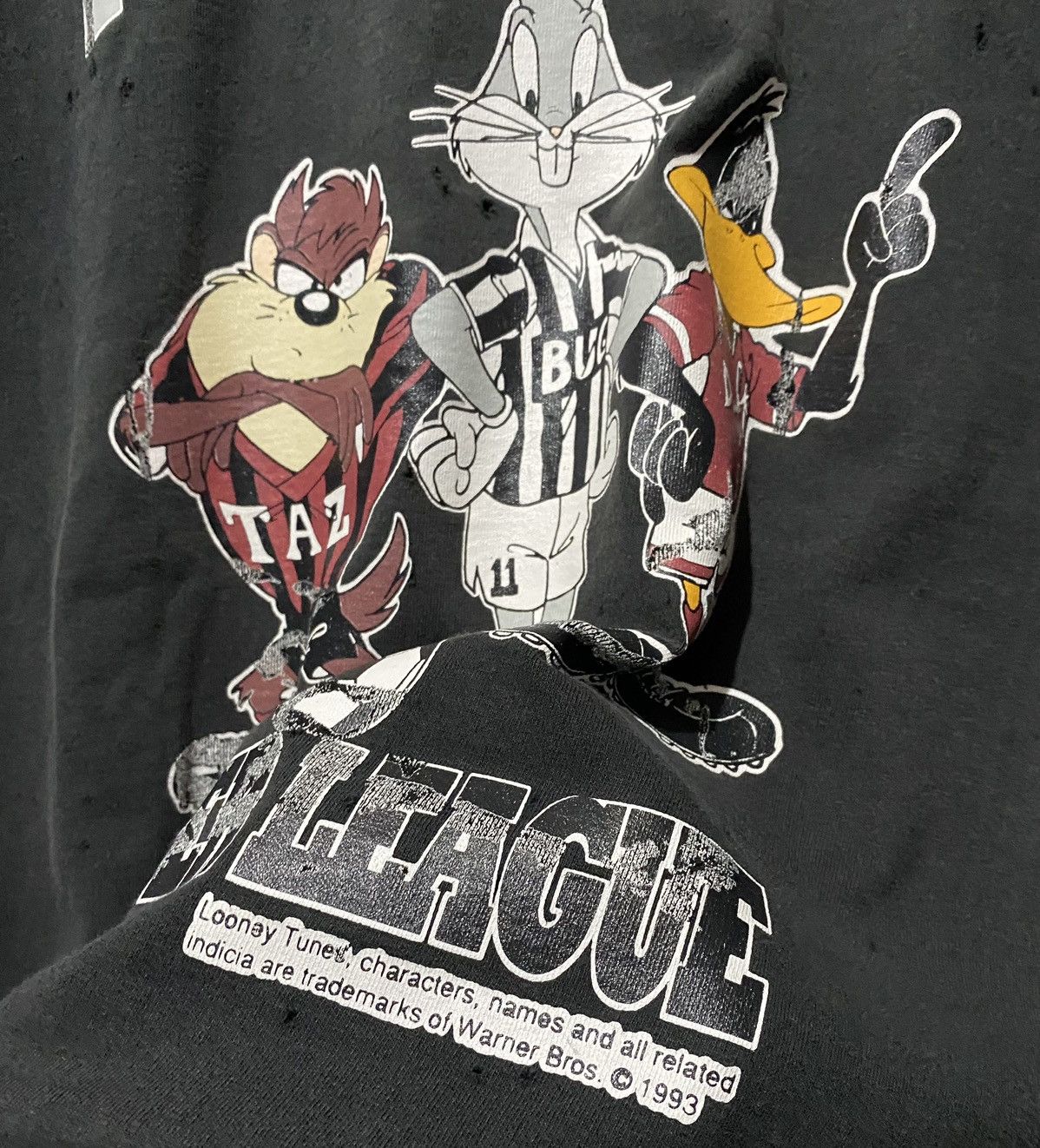 Fruit Of The Loom × Vintage Ac Milan, Juventus, Manchester United looney tunes vtg fotl Size US L / EU 52-54 / 3 - 7 Thumbnail