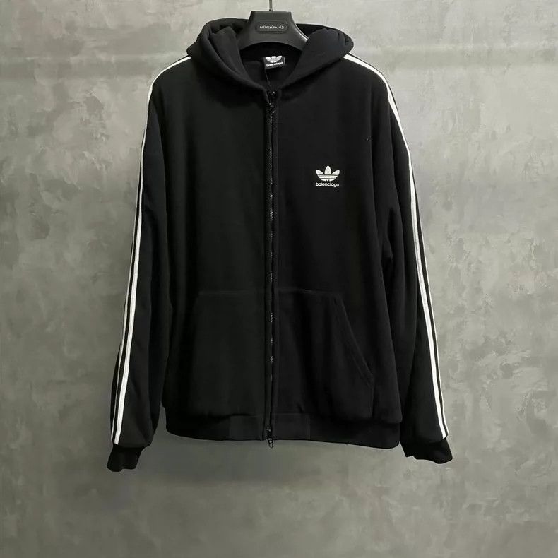 Balenciaga Balenciaga Black polar fleece embroidered logo zip-up hood Size US M / EU 48-50 / 2 - 1 Thumbnail