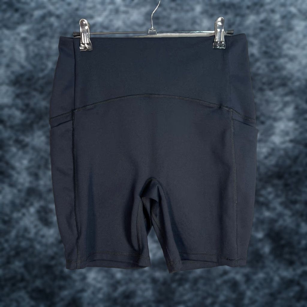 Vintage VINTAGE Manduka Womens Black High-Rise Biker Shorts L Black Nike? Size 36" / US 14 / IT 50 - 1 Thumbnail