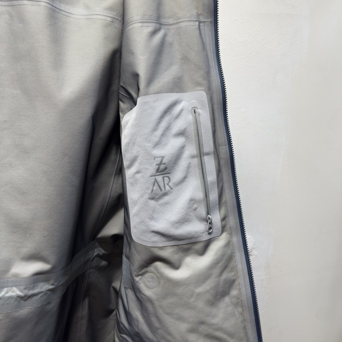 Arc'teryx Arc'teryx Zeta AR Jacket Women's 2019 Labyrinth Size L / US 10 / IT 46 - 13 Thumbnail