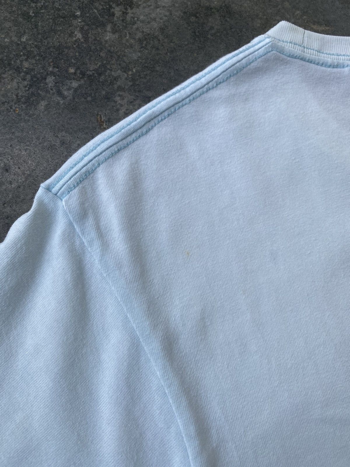 Kaws Uniqlo Kaws Distressed Tees Size US XL / EU 56 / 4 - 11 Thumbnail