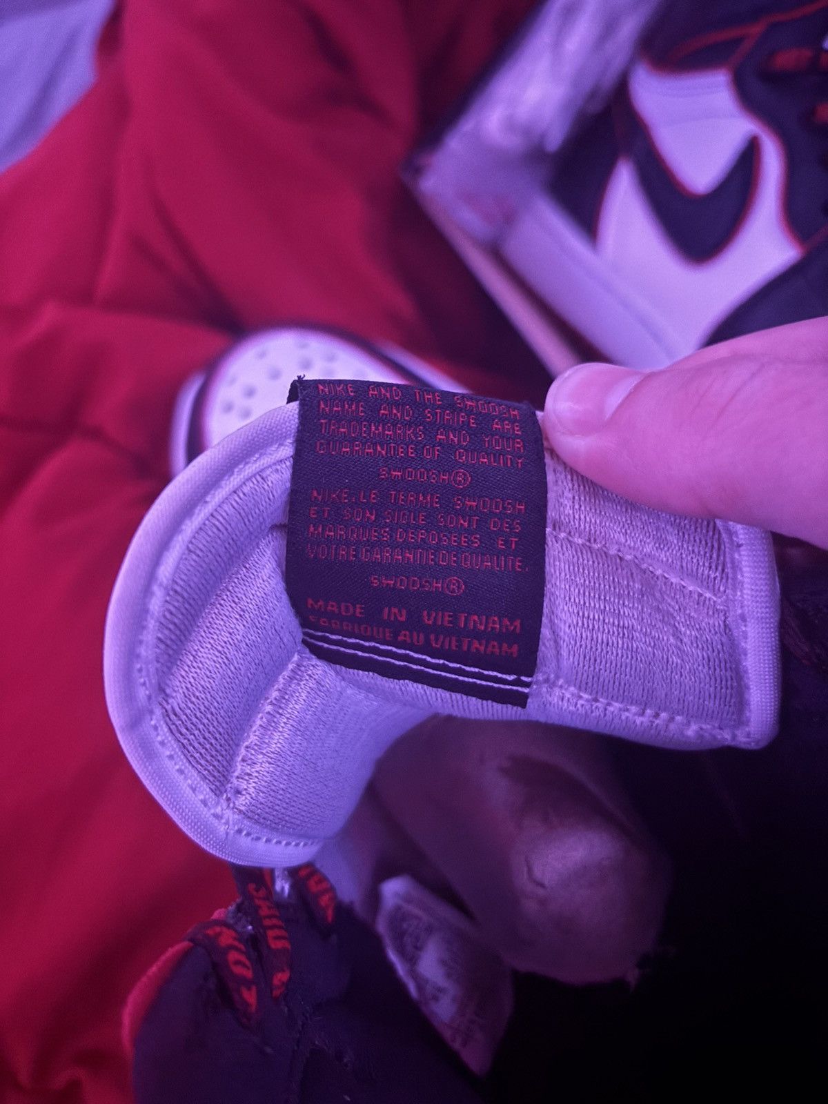 Jordan Brand Jordan 1 Bloodlines Size US 8.5 / EU 41-42 - 3 Thumbnail