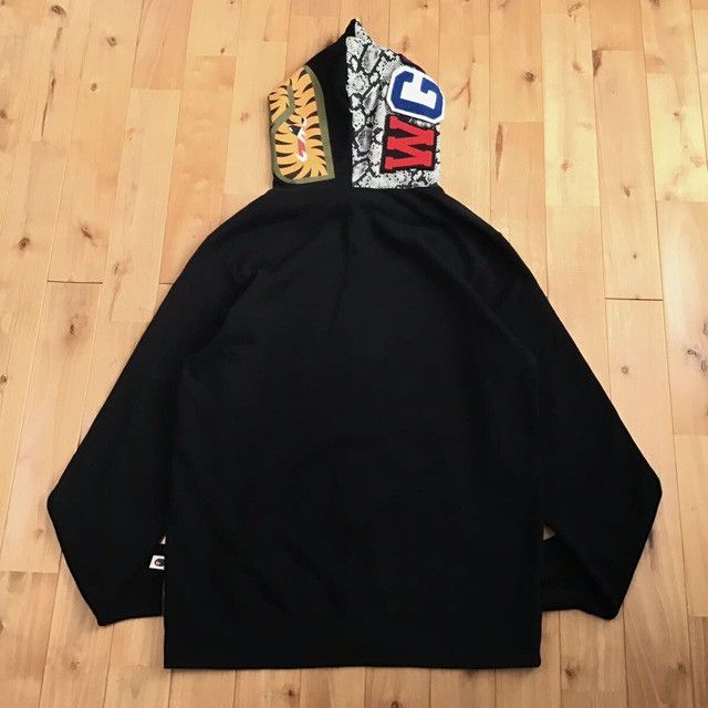 Bape BAPE Snake shark full zip hoodie a bathing ape NIGO Size US XXL / EU 58 / 5 - 3 Thumbnail