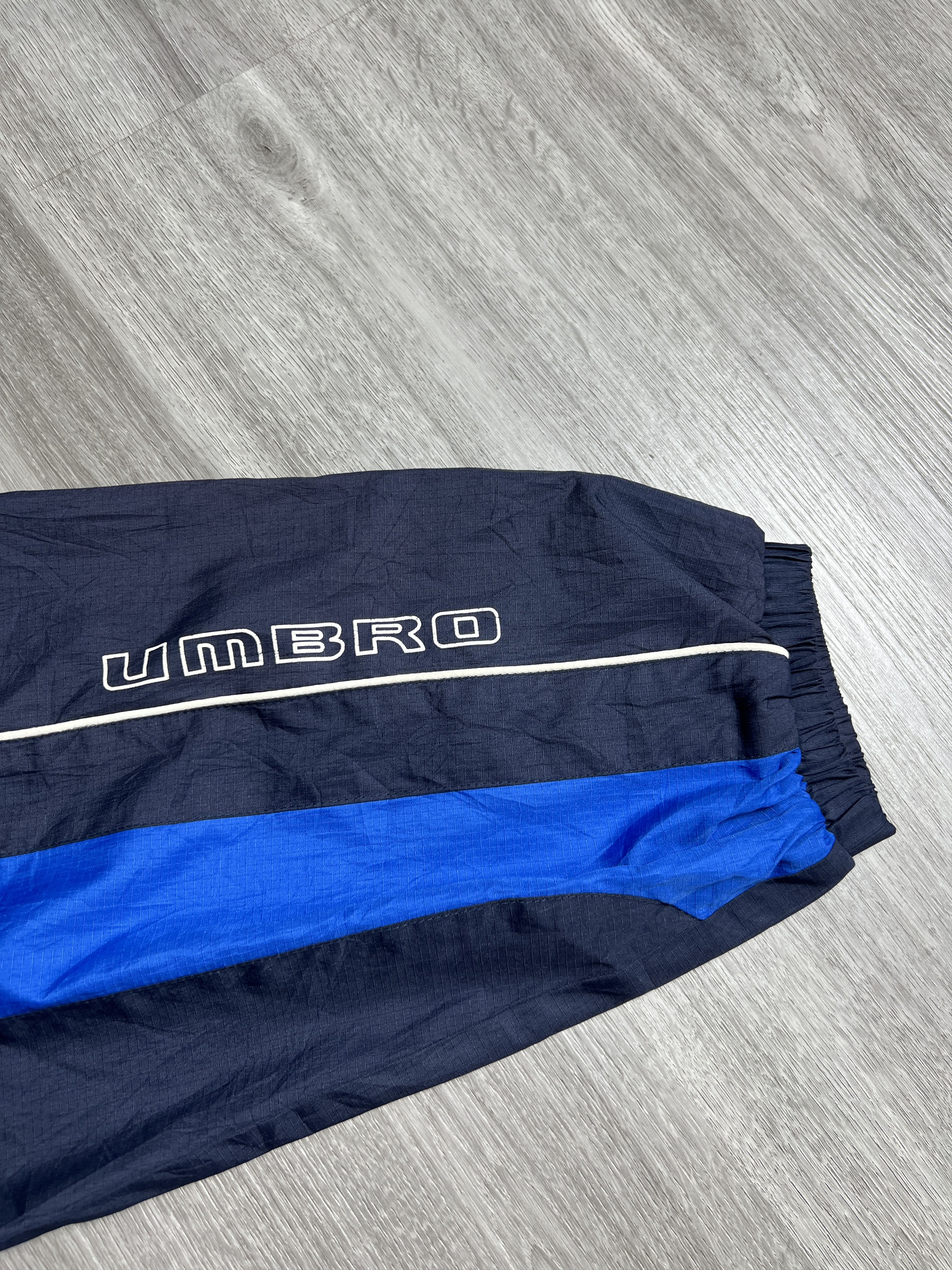 Umbro Vintage UMBRO Windbreaker Jacket (S) JKA196 Size US S / EU 44-46 / 1 - 4 Thumbnail