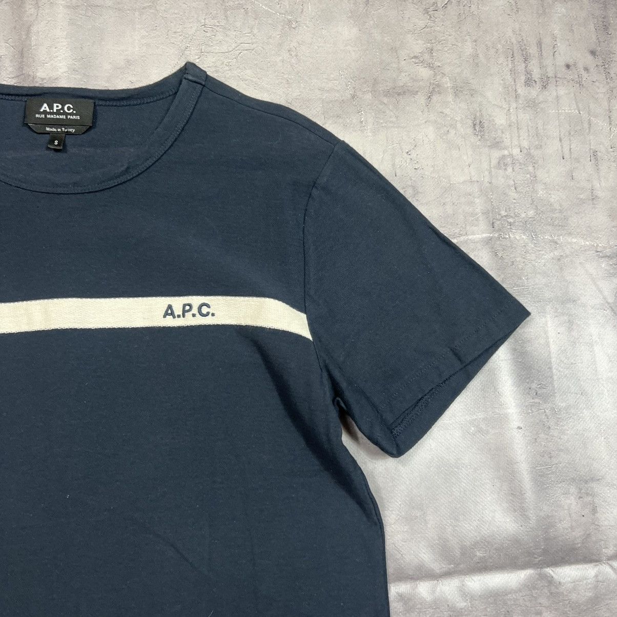A.P.C. Rare! A.P.C Yukata Dark Navy Embroider Logo Tee Y2K Size US S / EU 44-46 / 1 - 4 Thumbnail