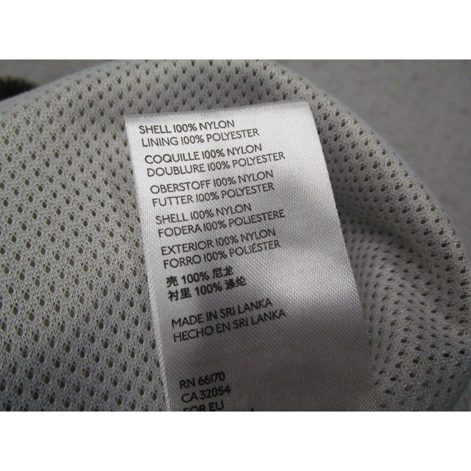 CLOT Standard Cloth Shorts Mens Medium Beige Lined Nylon Performance Active Workout Size US 31 - 4 Thumbnail