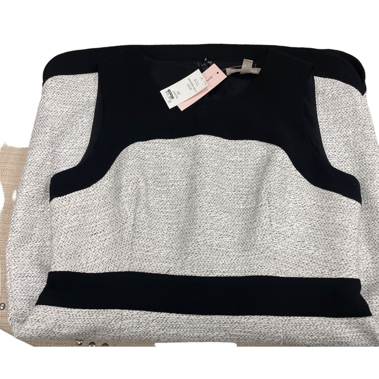 Banana Republic Banana Republic Women Black&White with Gray specs sleeveless Size M / US 6-8 / IT 42-44 - 3 Thumbnail