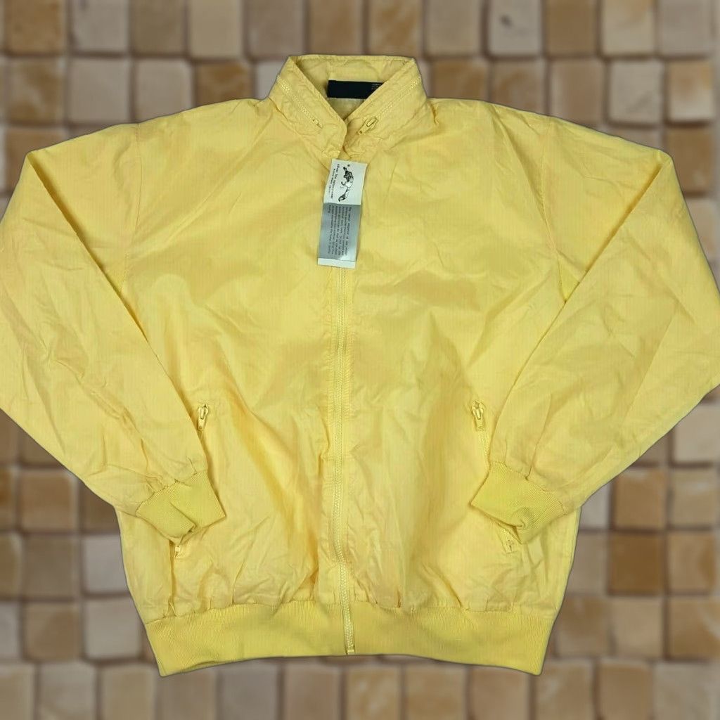 Etro VINTAGE Silver Fox Windbreaker Jacket Mens L Yellow 80s Retro Full Zip Hidden Hood Stree Size US L / EU 52-54 / 3 - 1 Thumbnail