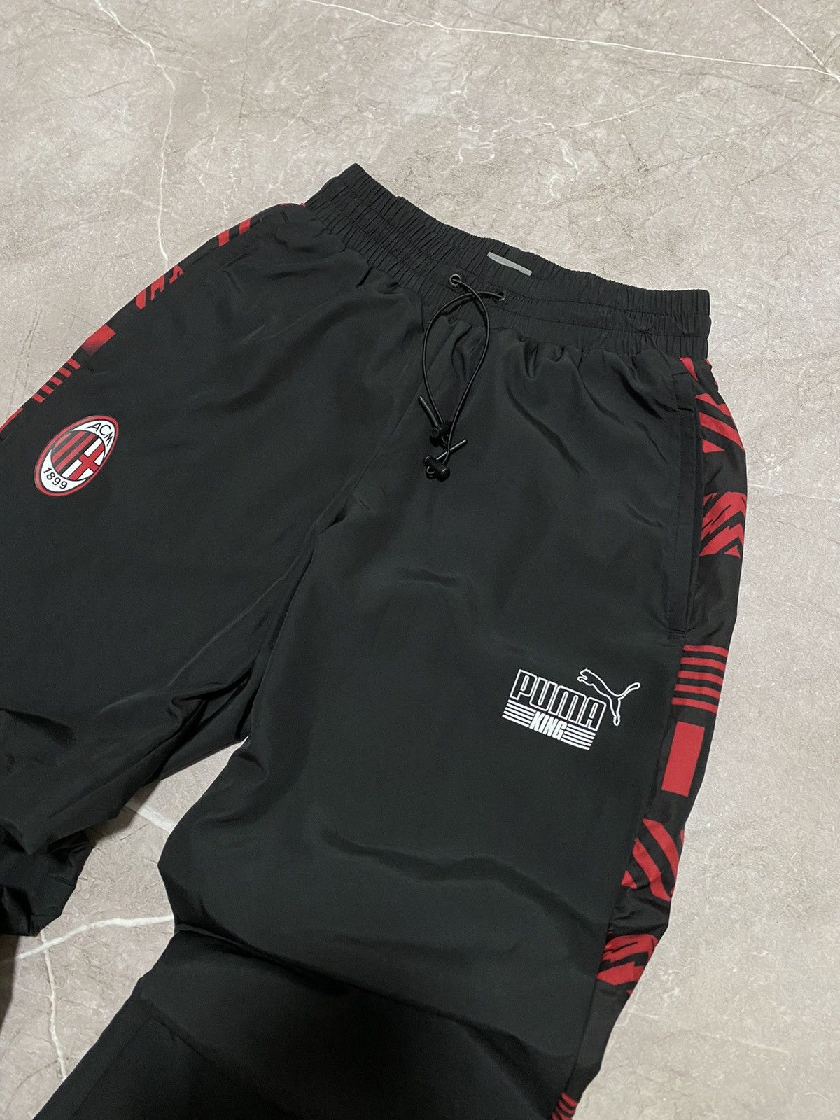 Puma Puma King AC Milan Soccer Football SweatPants Tracksuits Y2K Size US 30 / EU 46 - 3 Thumbnail