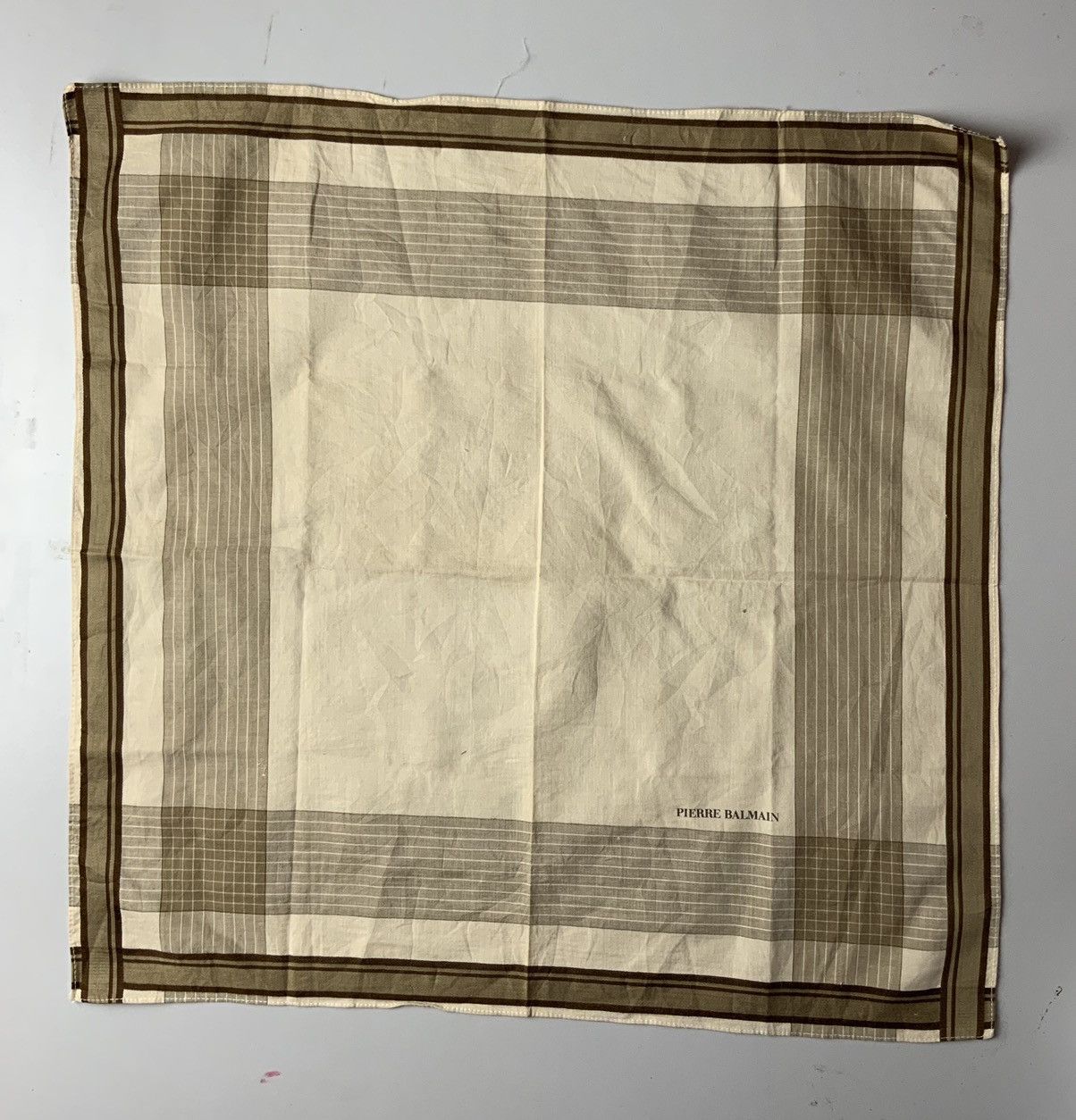 Pierre Balmain Pierre Balmain Bandana Handkerchief Size ONE SIZE - 5 Thumbnail