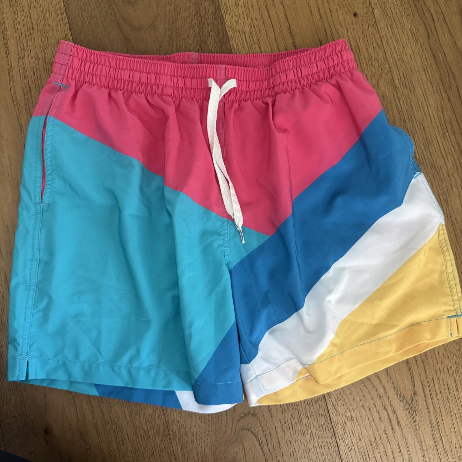 Chubbies Chubbies- Large 5.5" Colorblock Swim Trunks Size US 34 / EU 50 - 2 Thumbnail