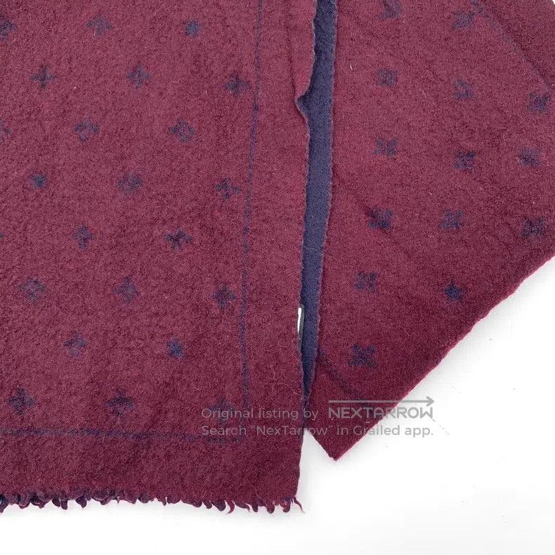 Gucci Gucci Burgundy bee full-print woollen scarf Size ONE SIZE - 5 Thumbnail