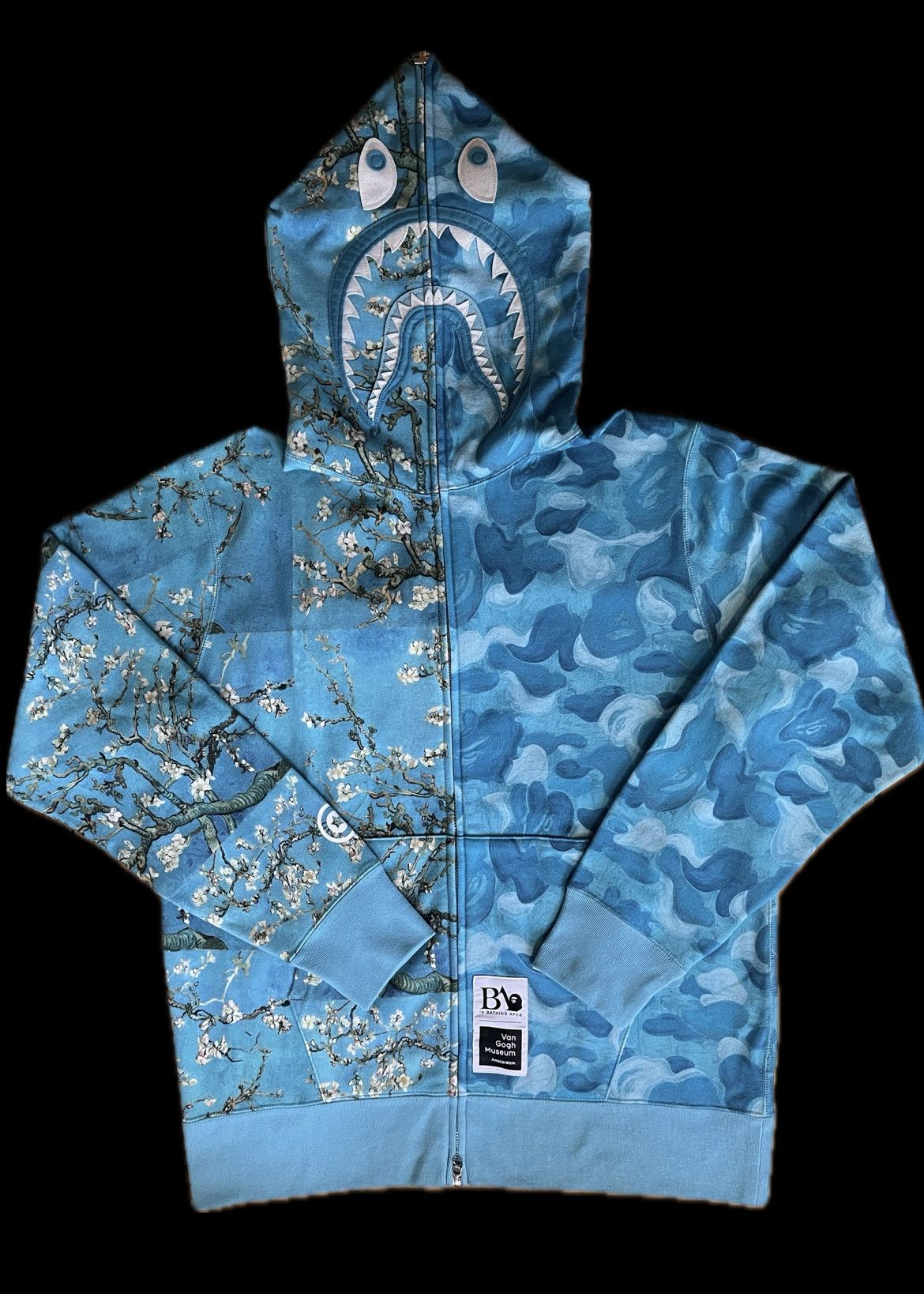 Bape BAPE VAN GOGH MUSEUM SHARK FULL ZIP HOODIE SAX Size US L / EU 52-54 / 3 - 9 Thumbnail