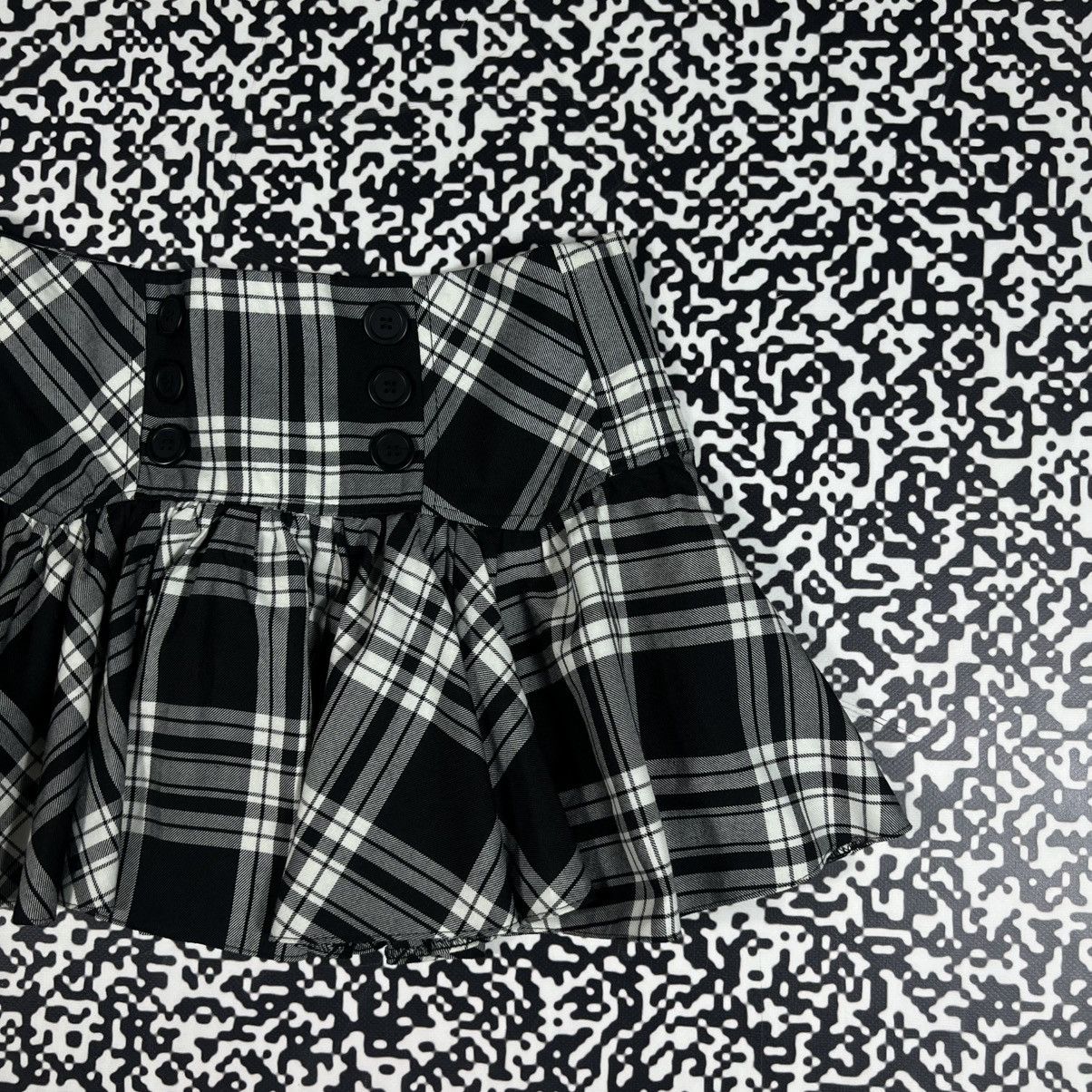 Japanese Brand Vintage Y2K Flared Sexy Checked Retro 90s Style Mini Skirt Size 27" / US 4 / IT 40 - 6 Thumbnail