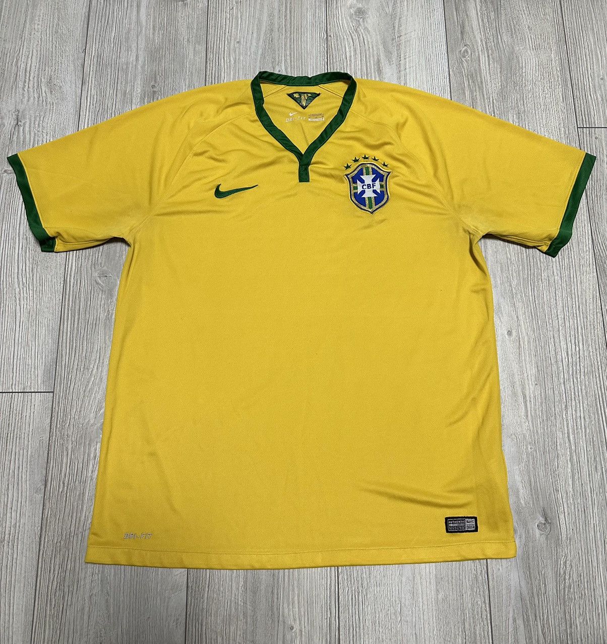Vintage Nike Brazil 2014-2015 Soccer Jersey Football