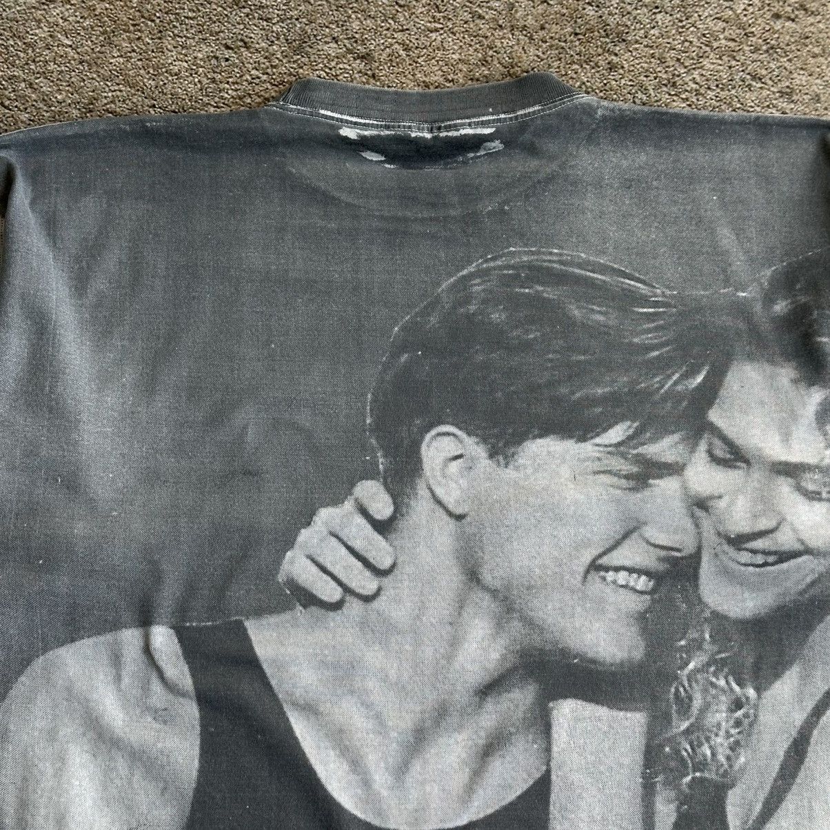 Vintage Vintage 90s Lovely Couple AOP Graphic Tee Size US XL / EU 56 / 4 - 7 Thumbnail