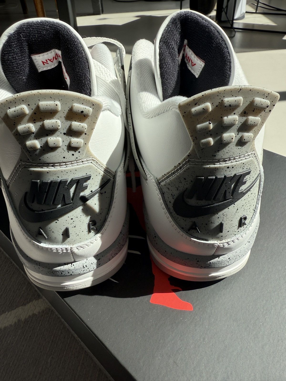 Jordan Brand Jordan White cement 4 Size US 10 / EU 43 - 6 Thumbnail