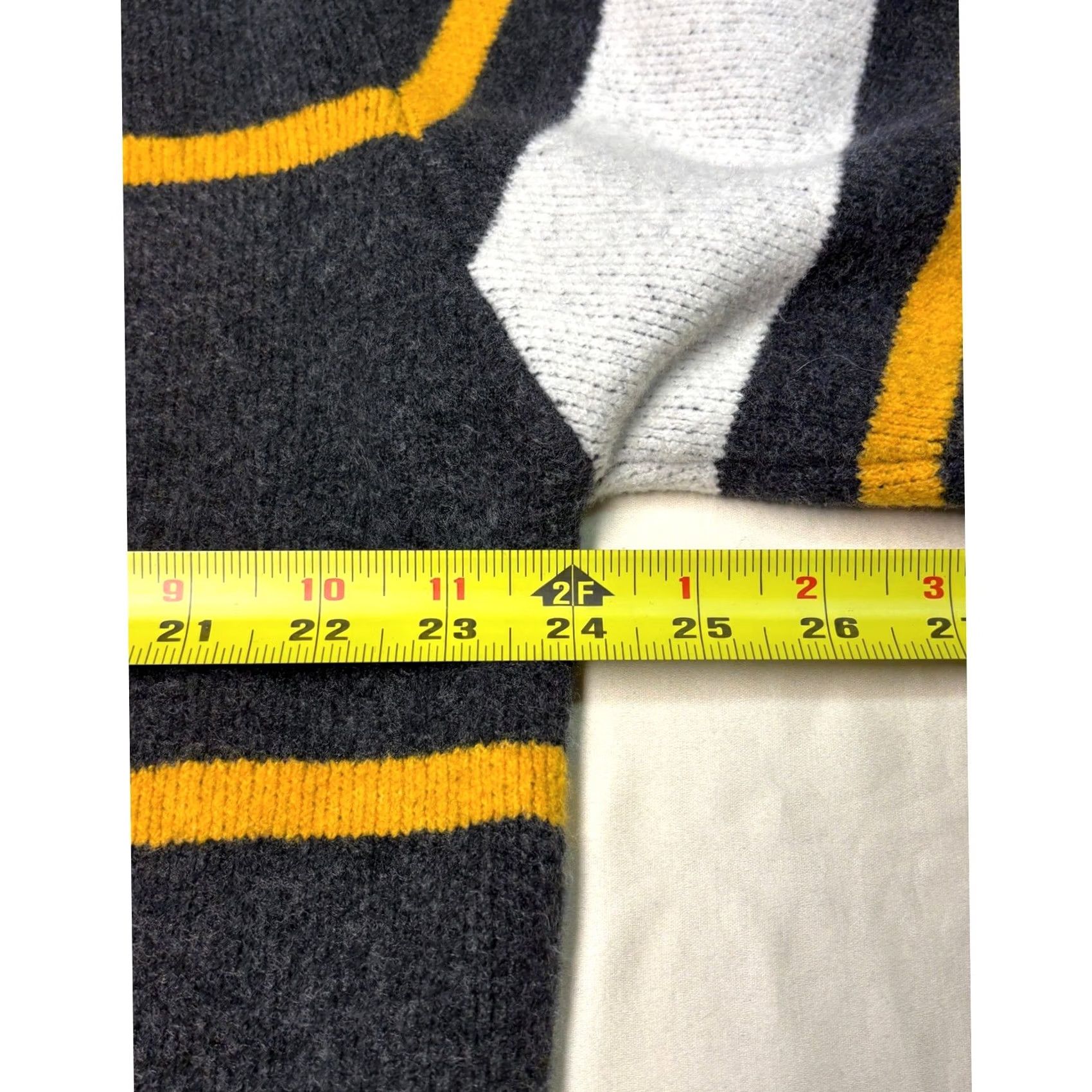 Abercrombie & Fitch Abercrombie & Fitch Pittsburgh Steelers NFL Oversized Tall Knit Sweater Mens L Size US L / EU 52-54 / 3 - 6 Thumbnail